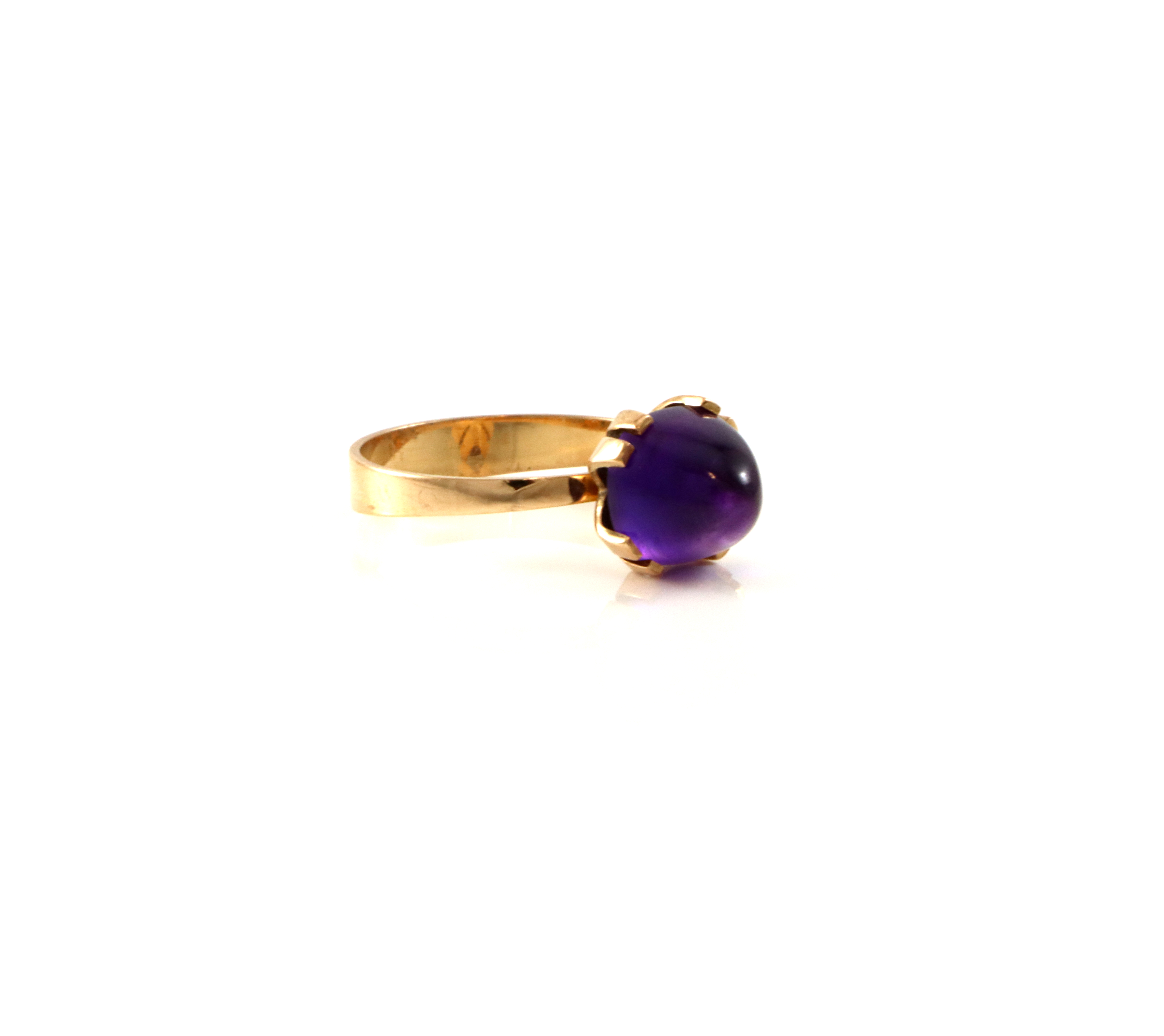 Kul retro designring med ametyst. TSR, Sverige