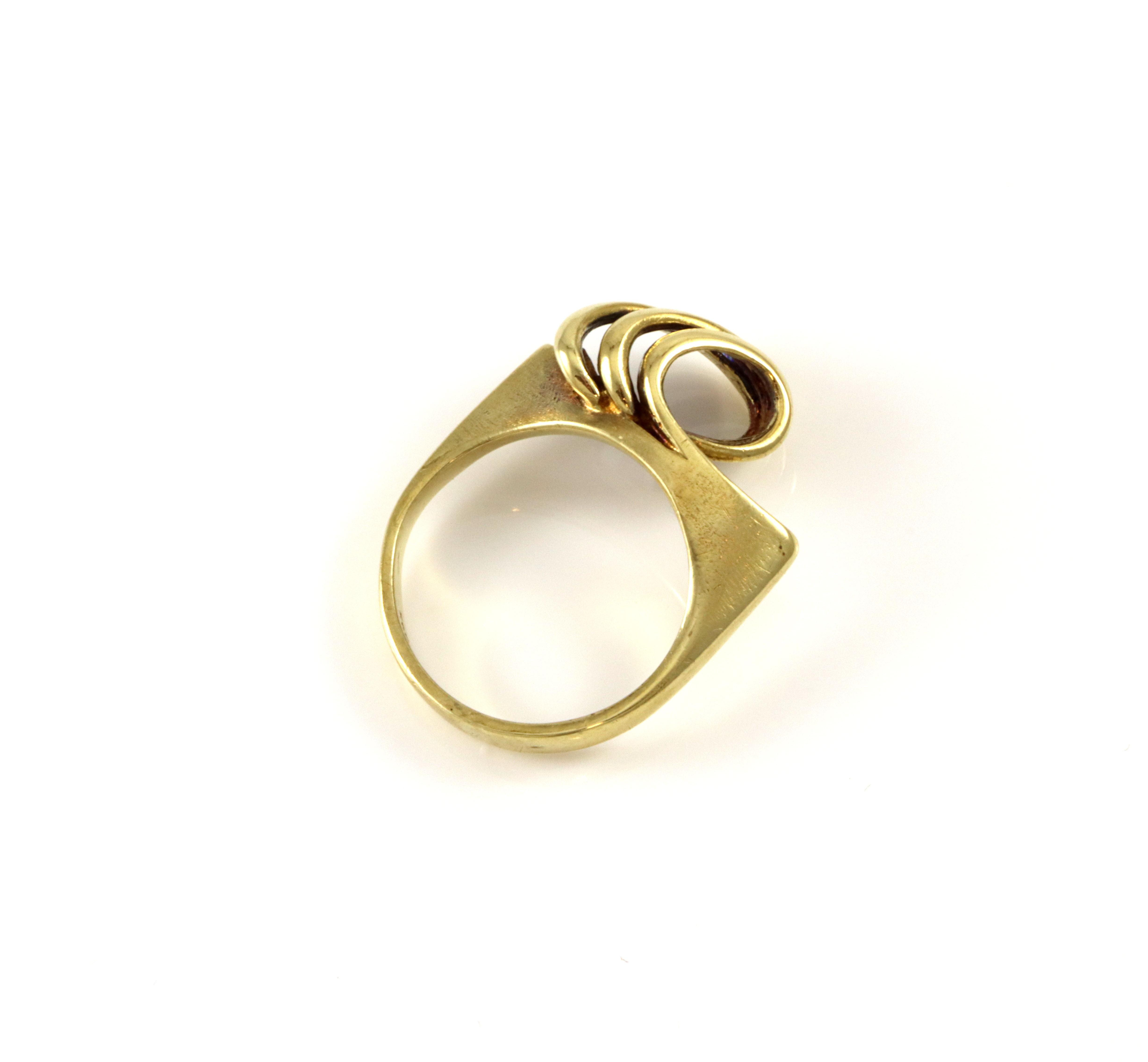 Morsom ring fra Thune