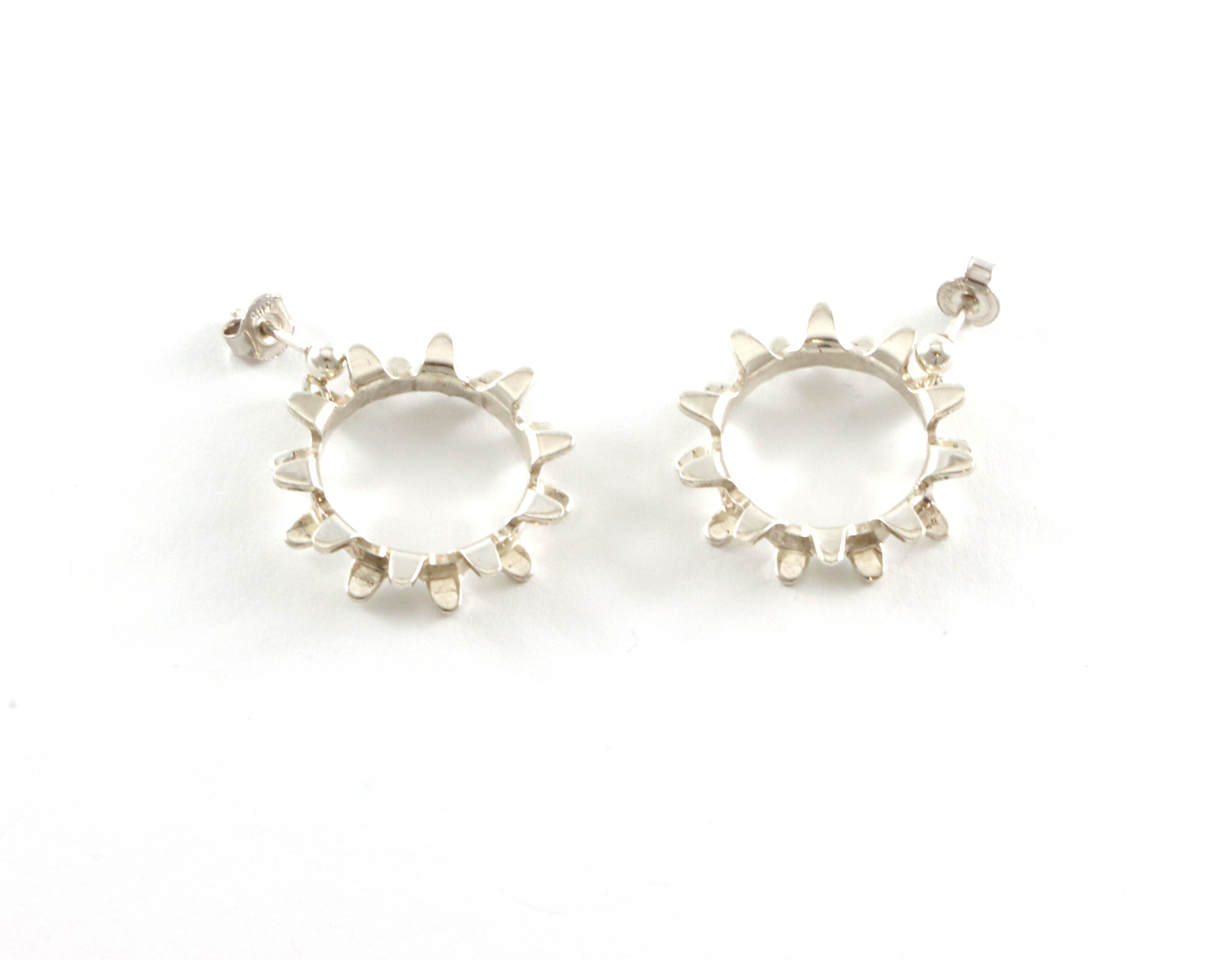 PLUS, norske designsmykker i sølv