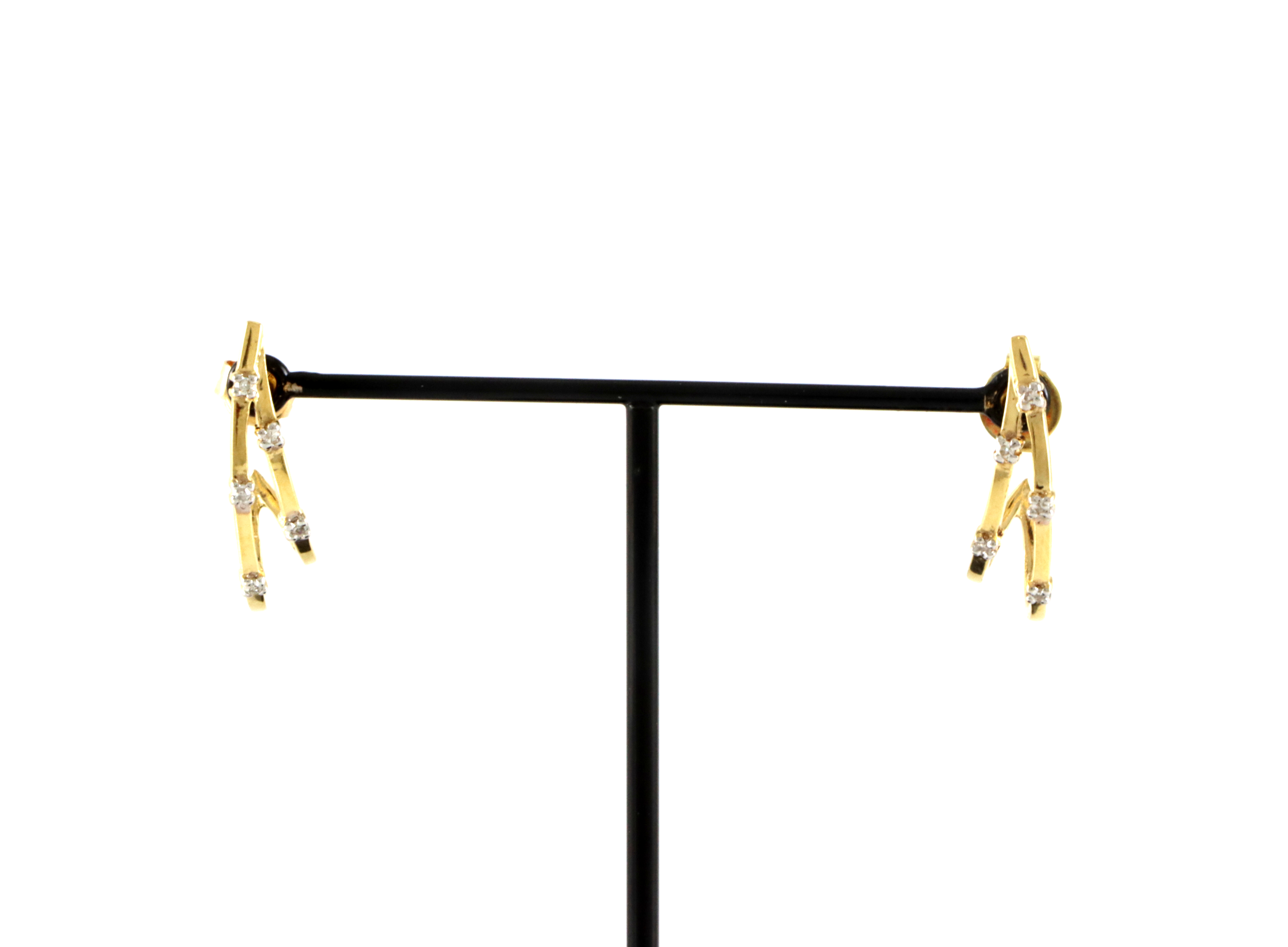 Lekre halvringer med små diamanter