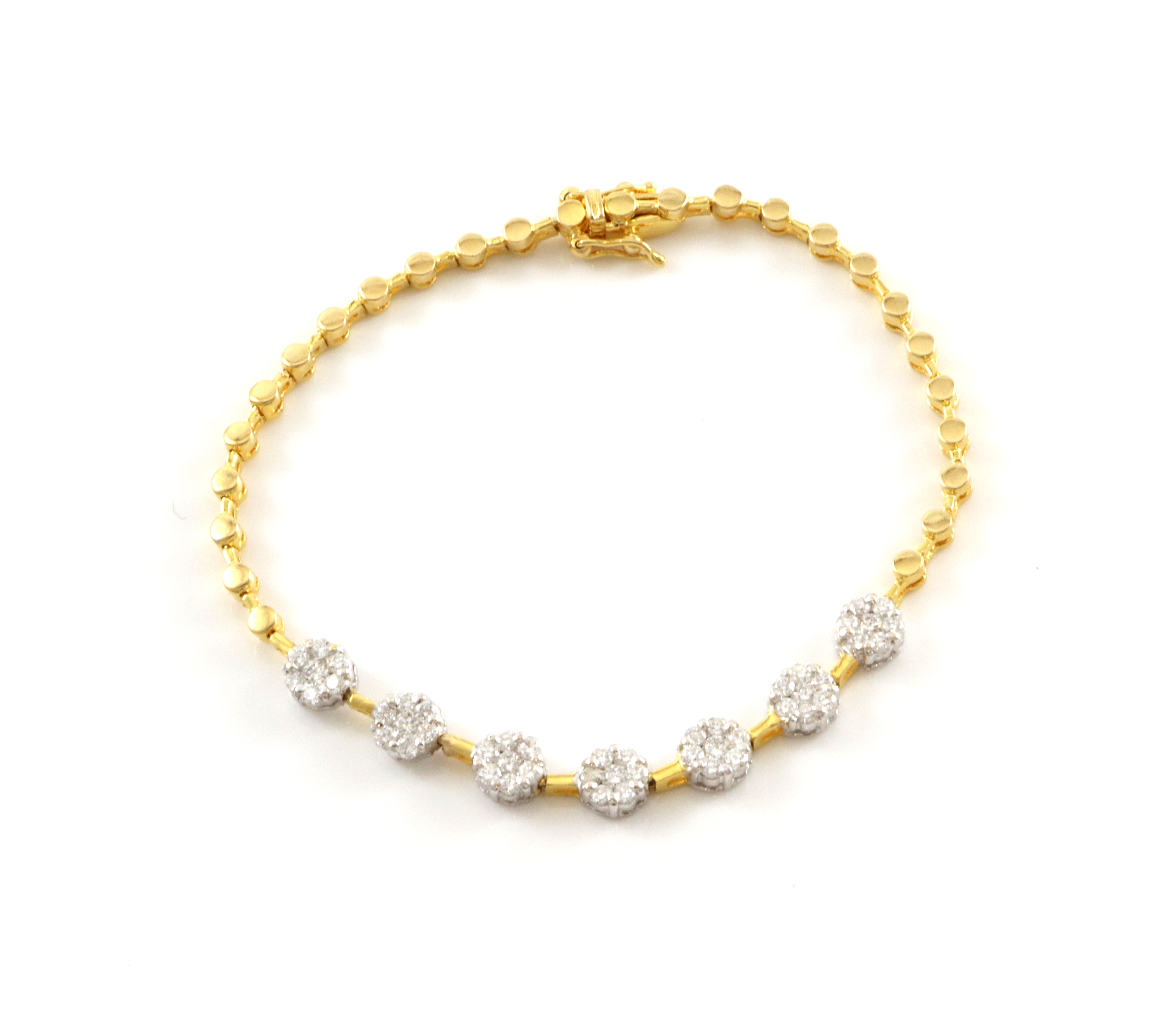 Armlenke med diamanter fattet sammen i sju rosetter