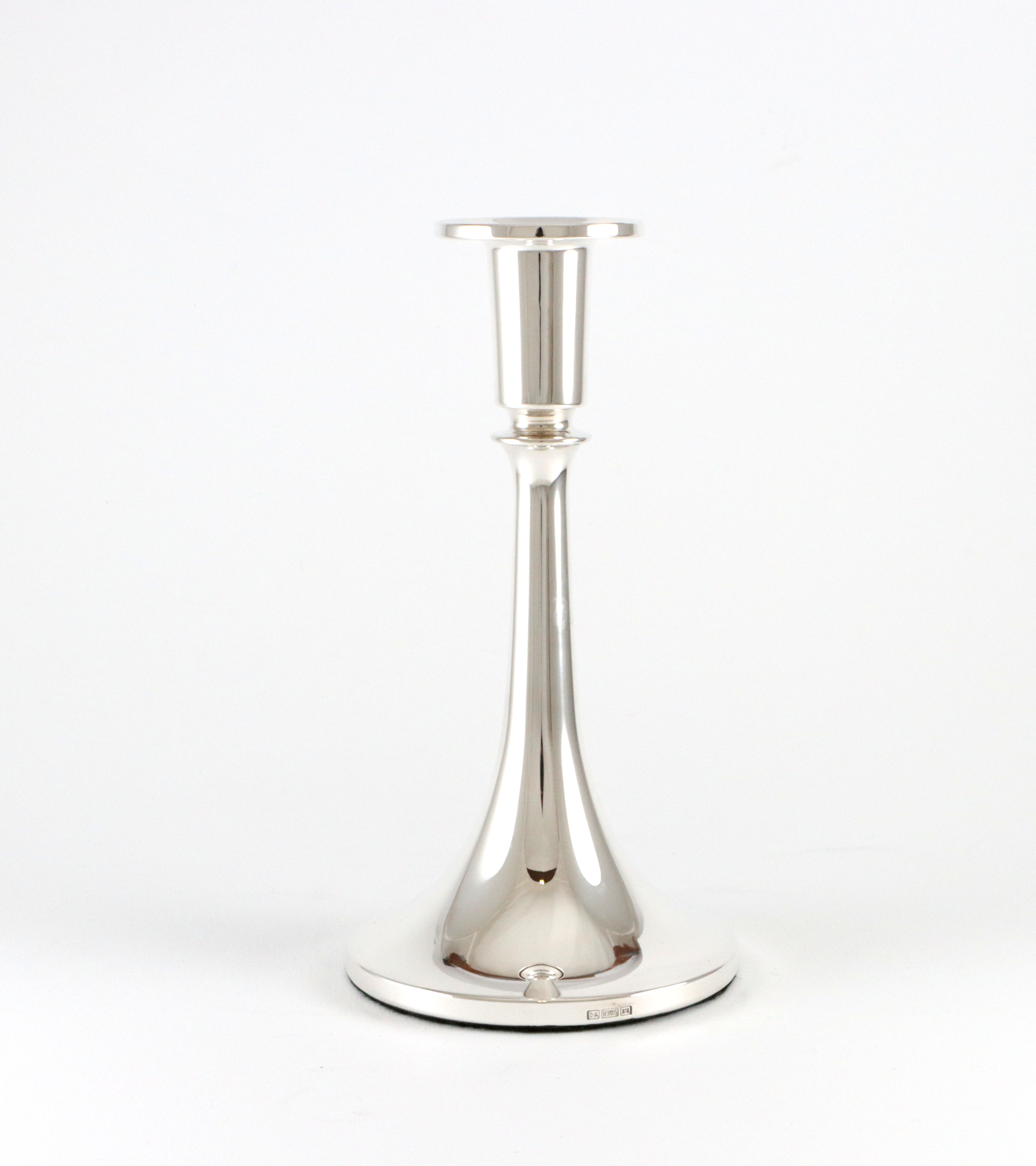 "Nobel" lysestake i 830 Sølv. 16 cm