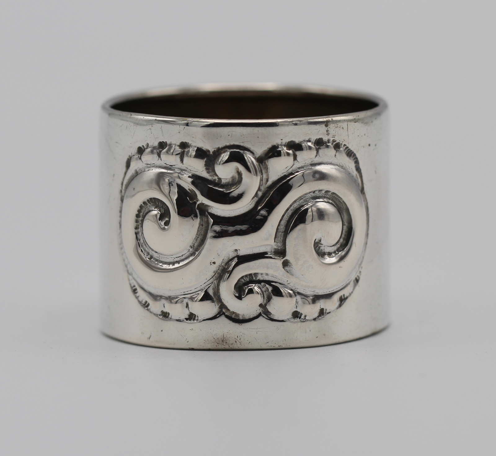 Graverte Serviettringer