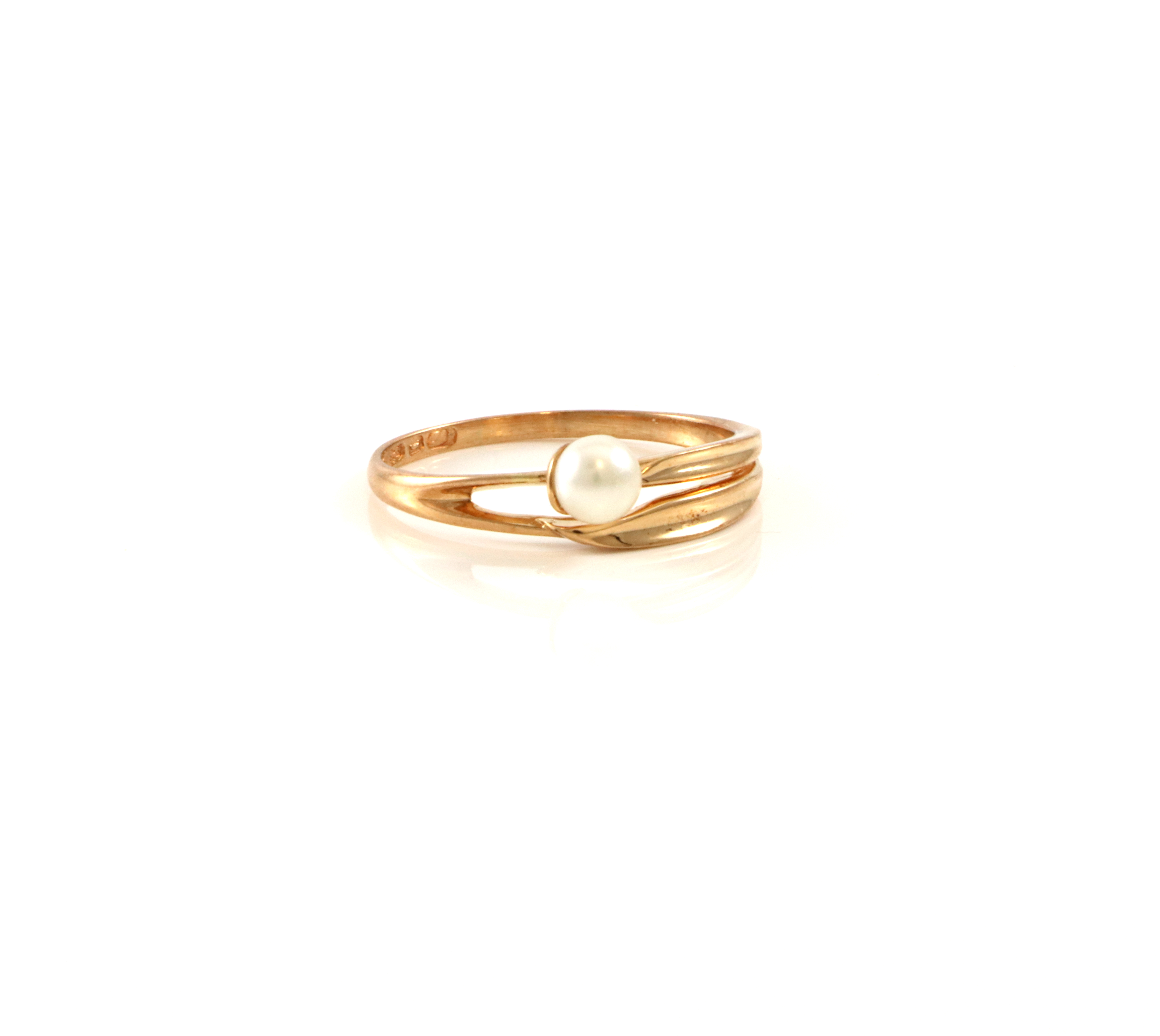 Ring med perle. Finsk design