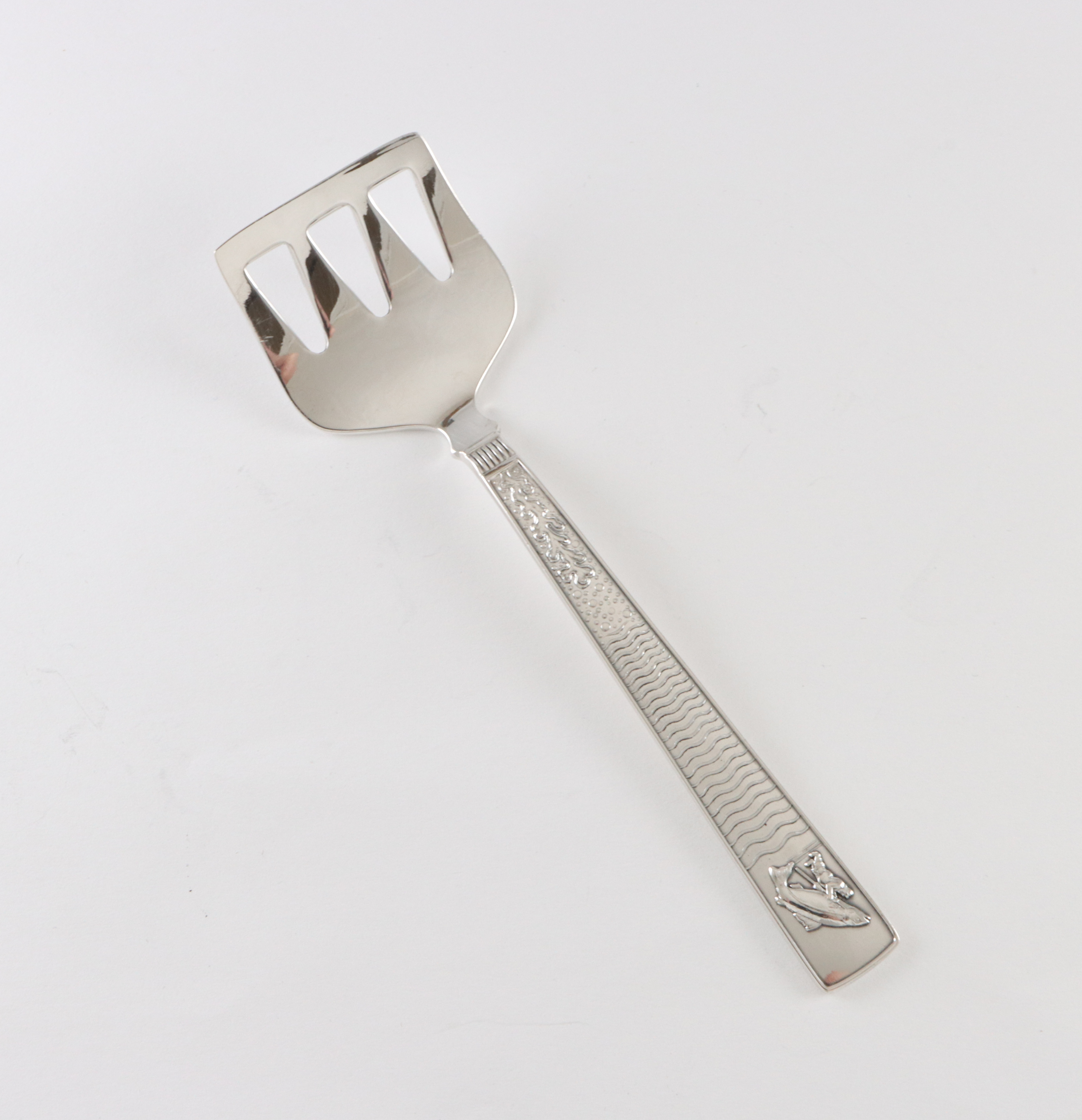 Chr. Bjelland sardingaffel i sølv.