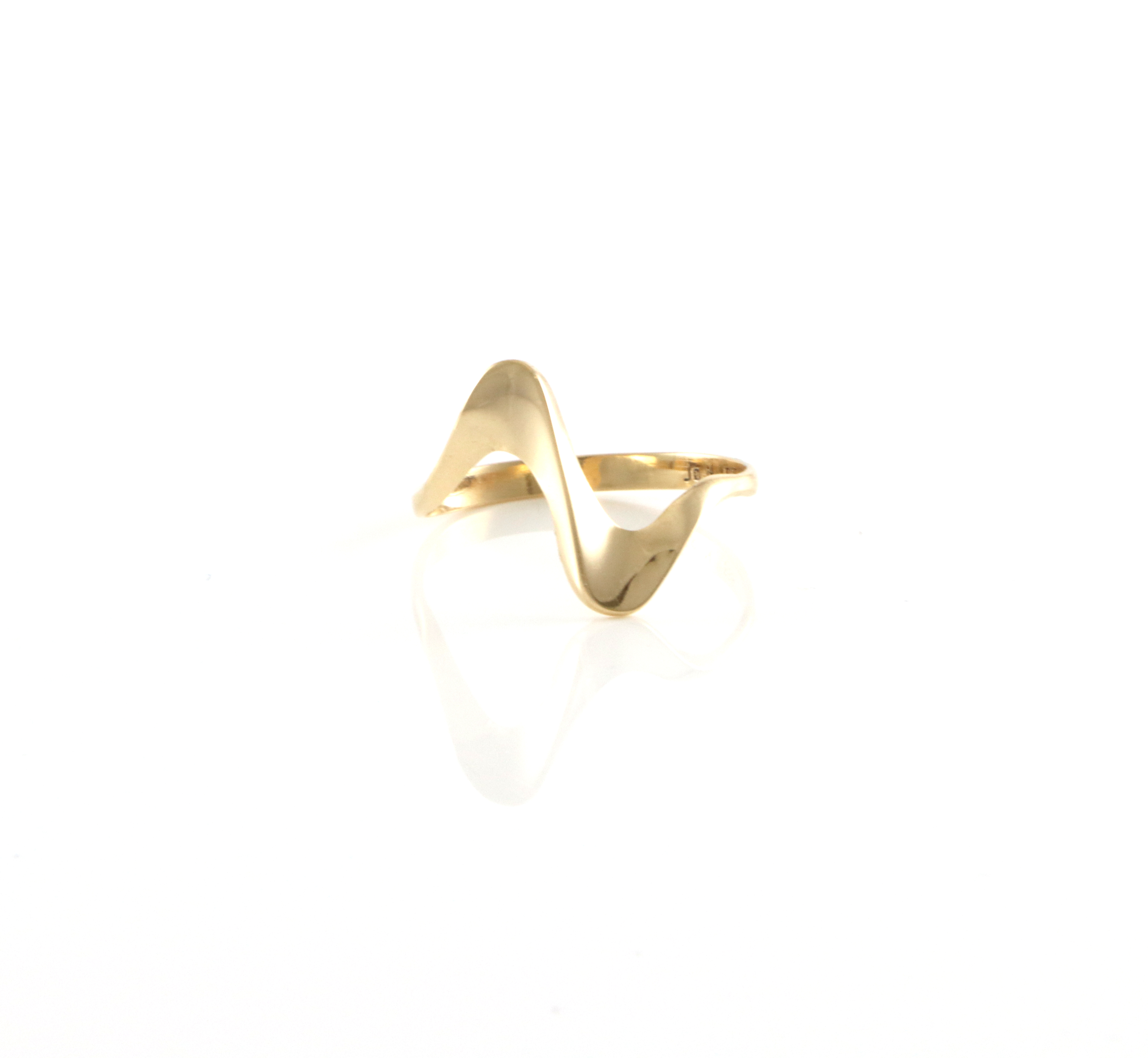 Dansk design. Ring. Jørgen Nielsens Guldvarefabrikk