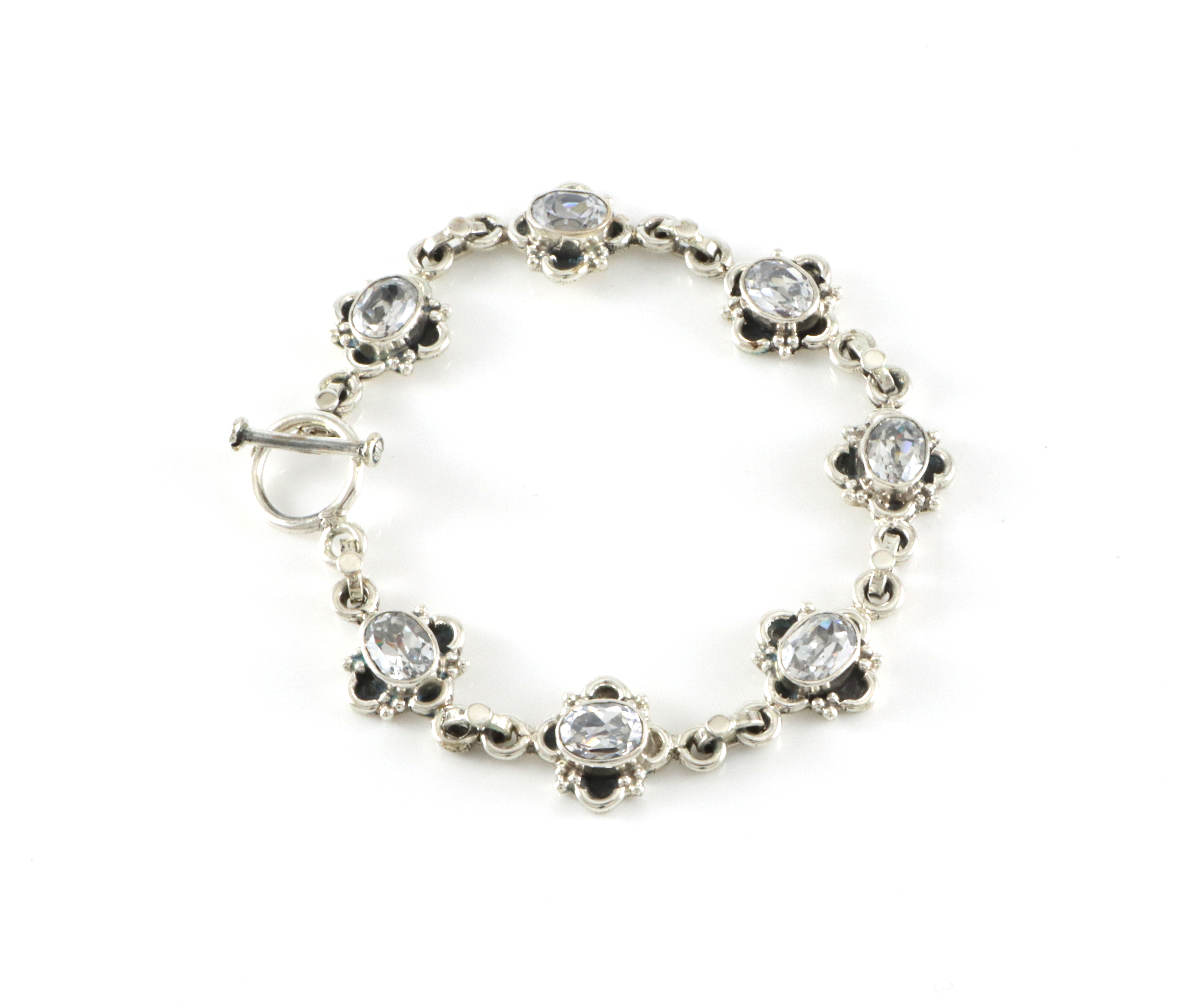 Armlenke med blanke steiner