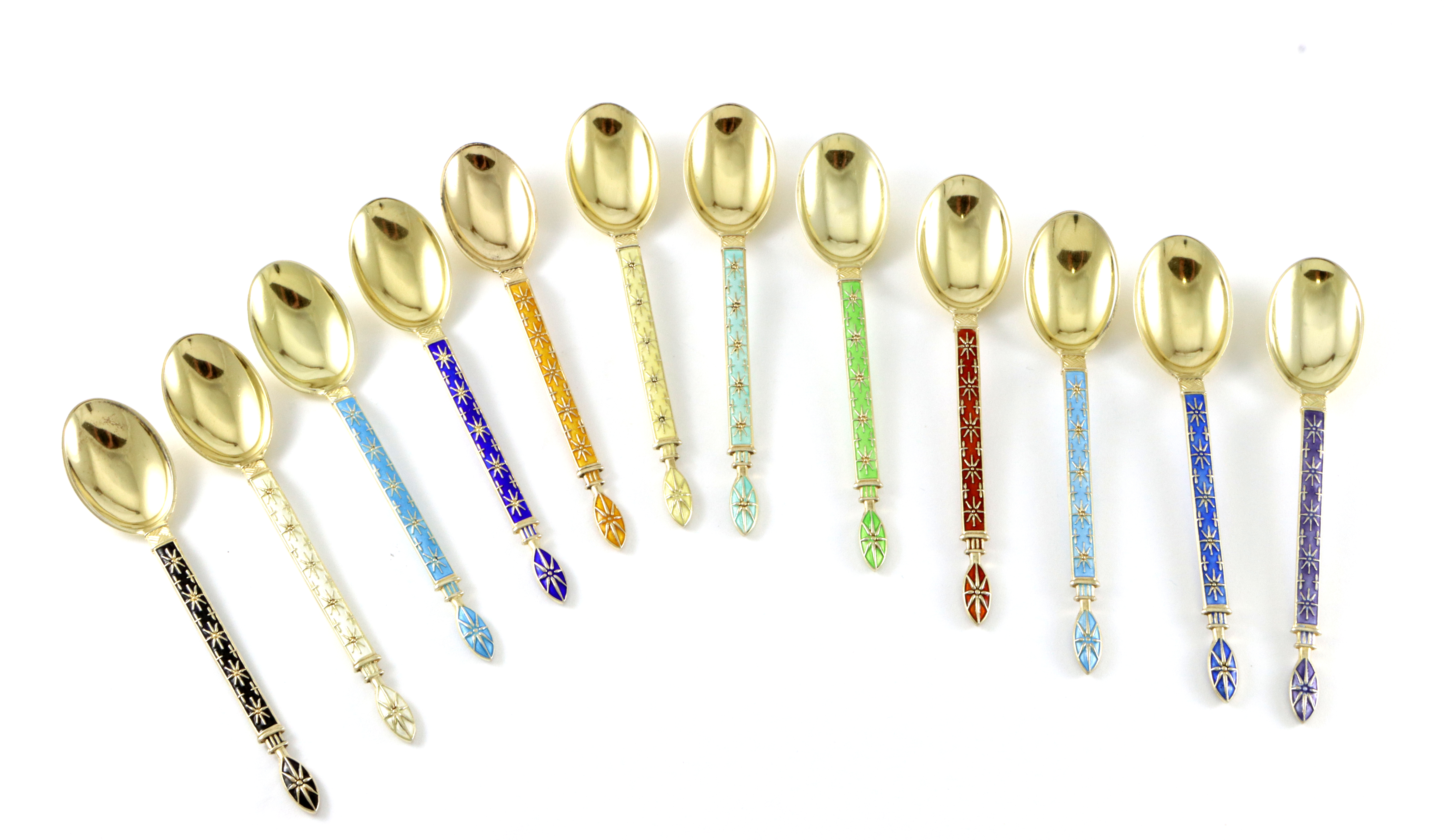 12 stk mokkaskjeer i 925 sølv og emalje