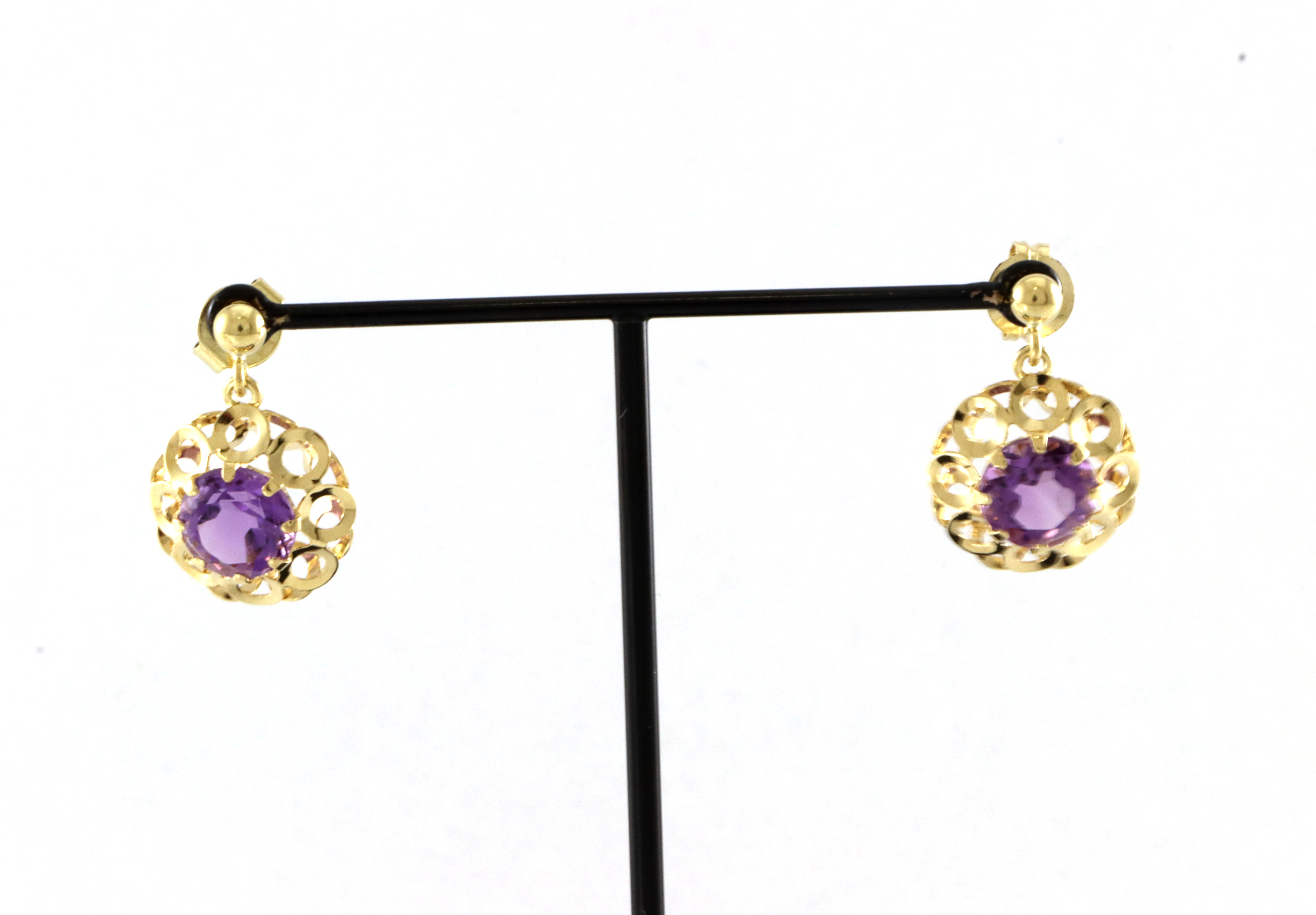Klassiker fra Ivar T Holth. Øredobber med ametyst