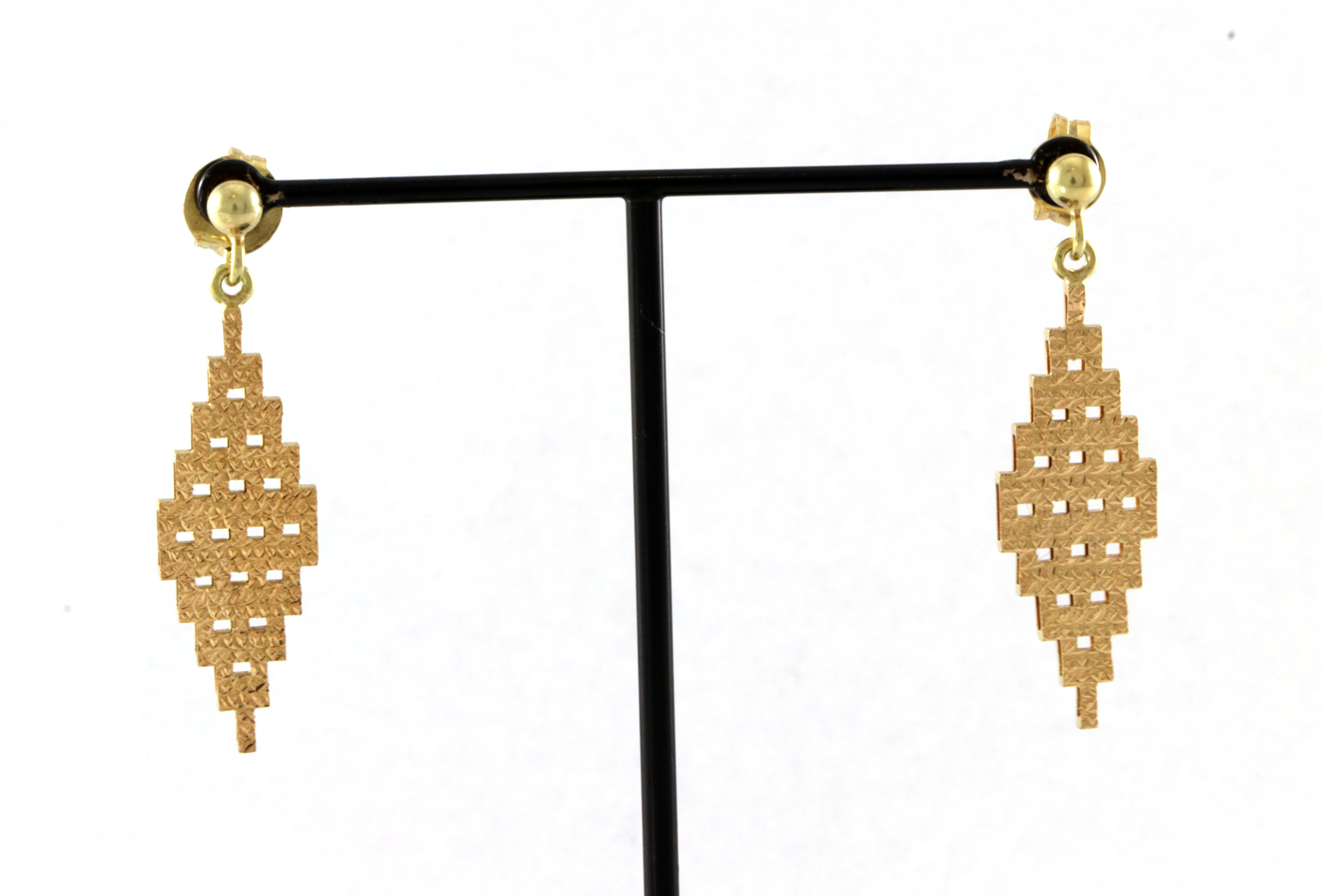 Murstein øredobber. Glansslipt