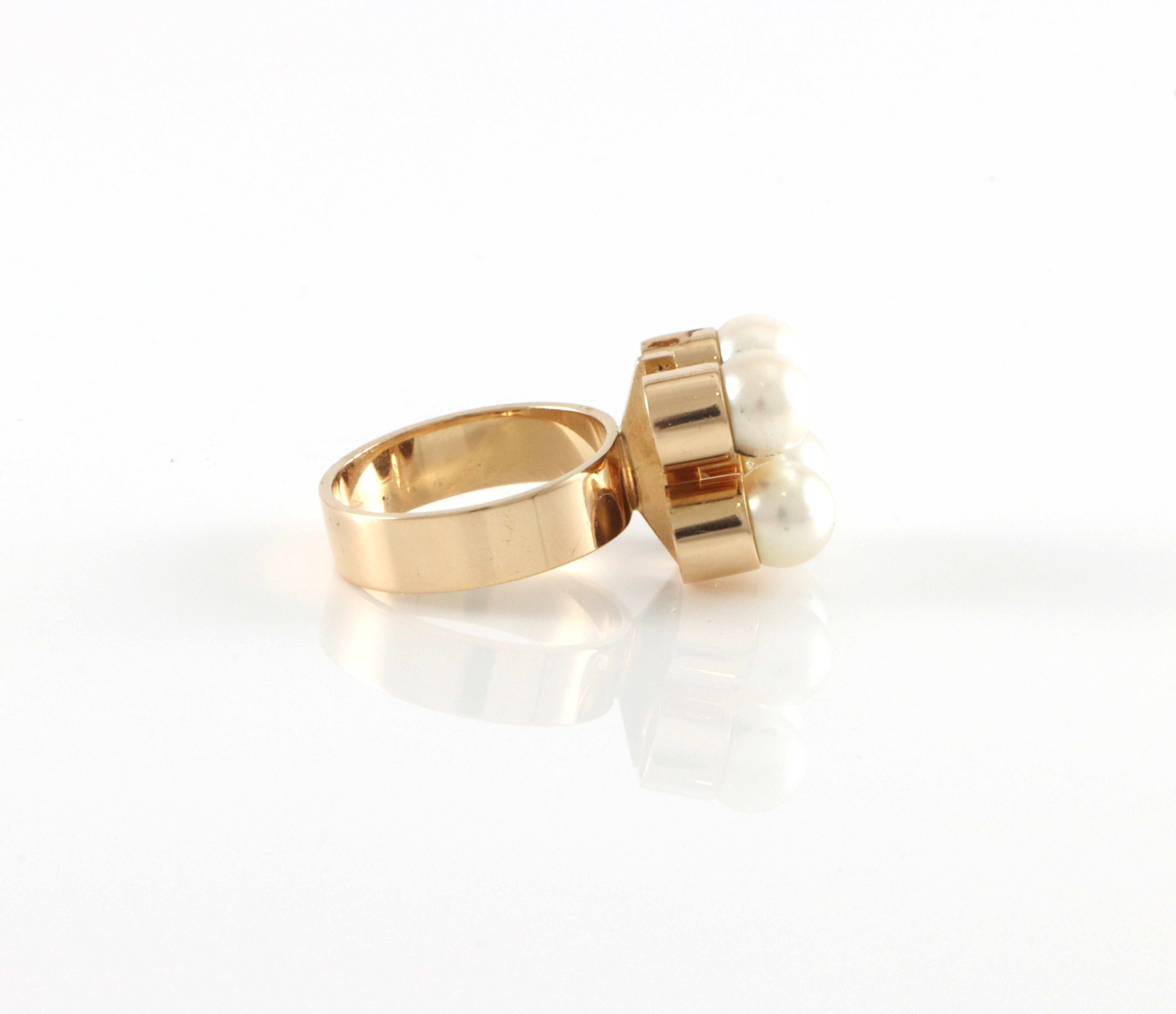 Kupittaan Kulta, Finland. Kul retro ring med perler