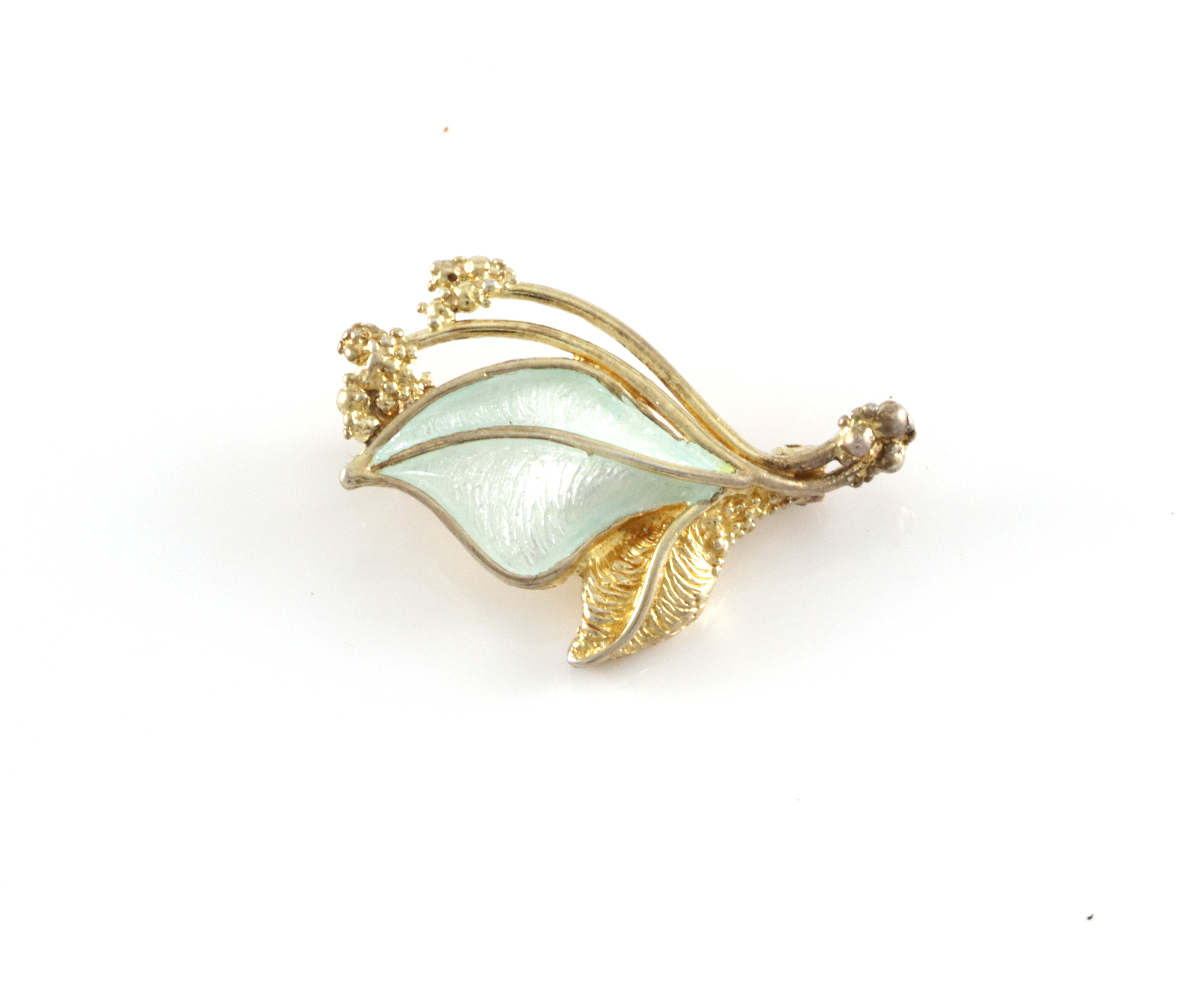 Emaljert brosje i sølv