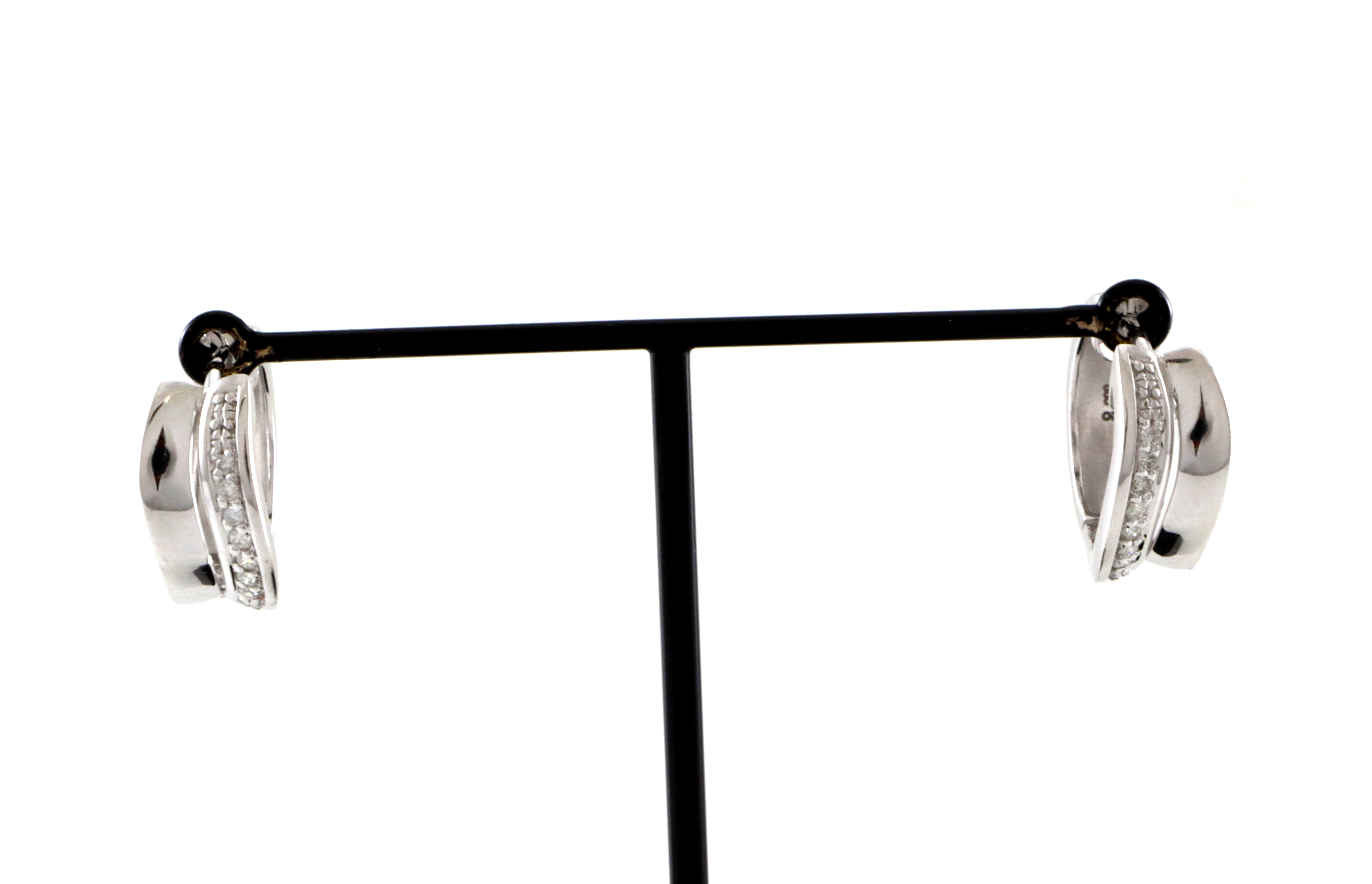 Øreringer med diamantstrø. Homstvedt, Bergen