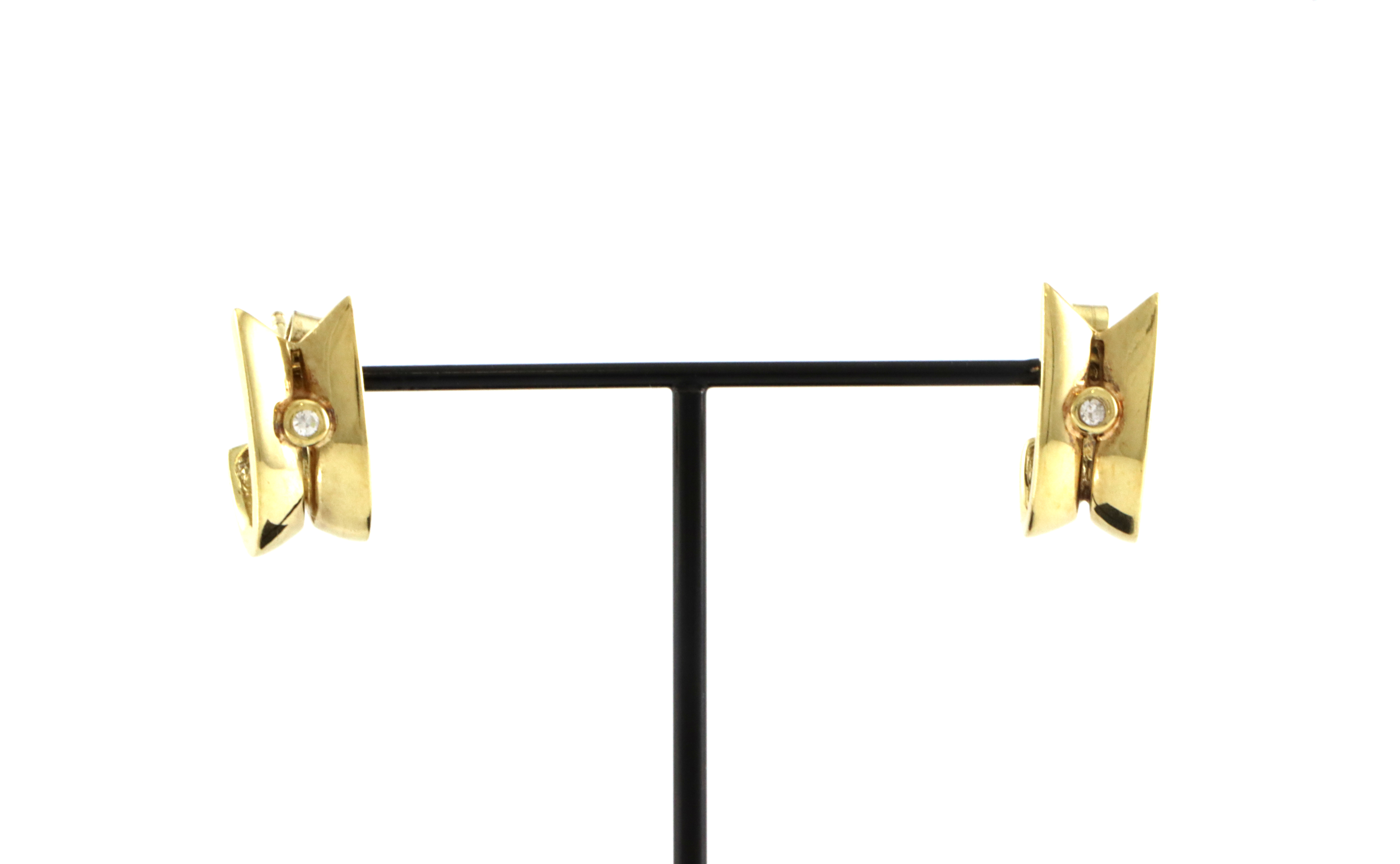 Øredobber med små diamanter