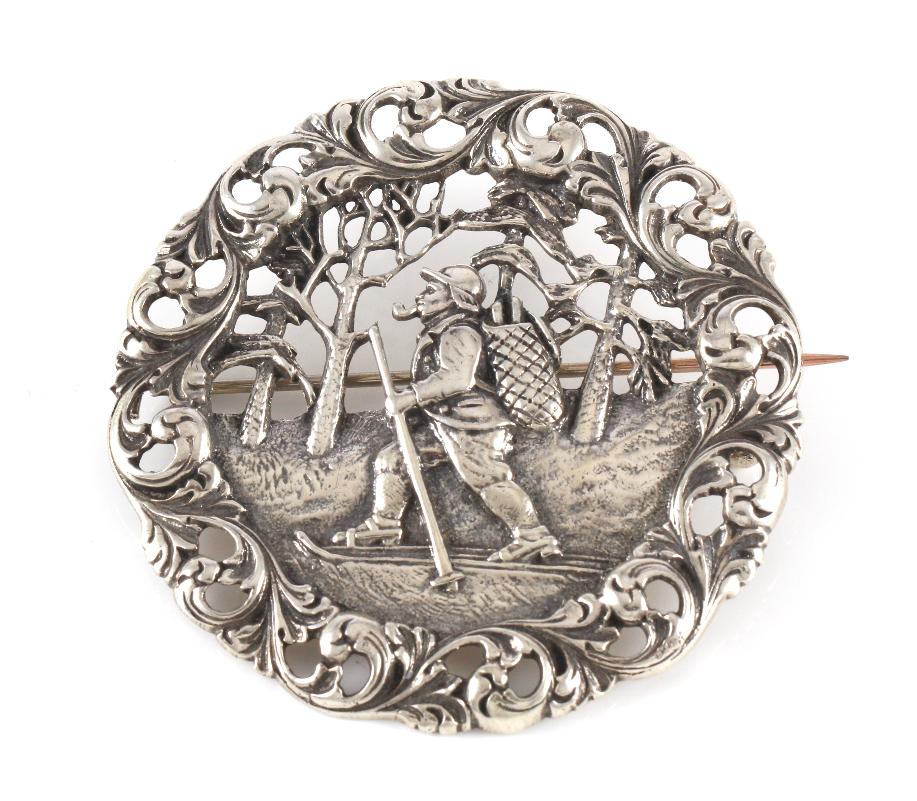 Nasjonalromantisk brosje i sølv