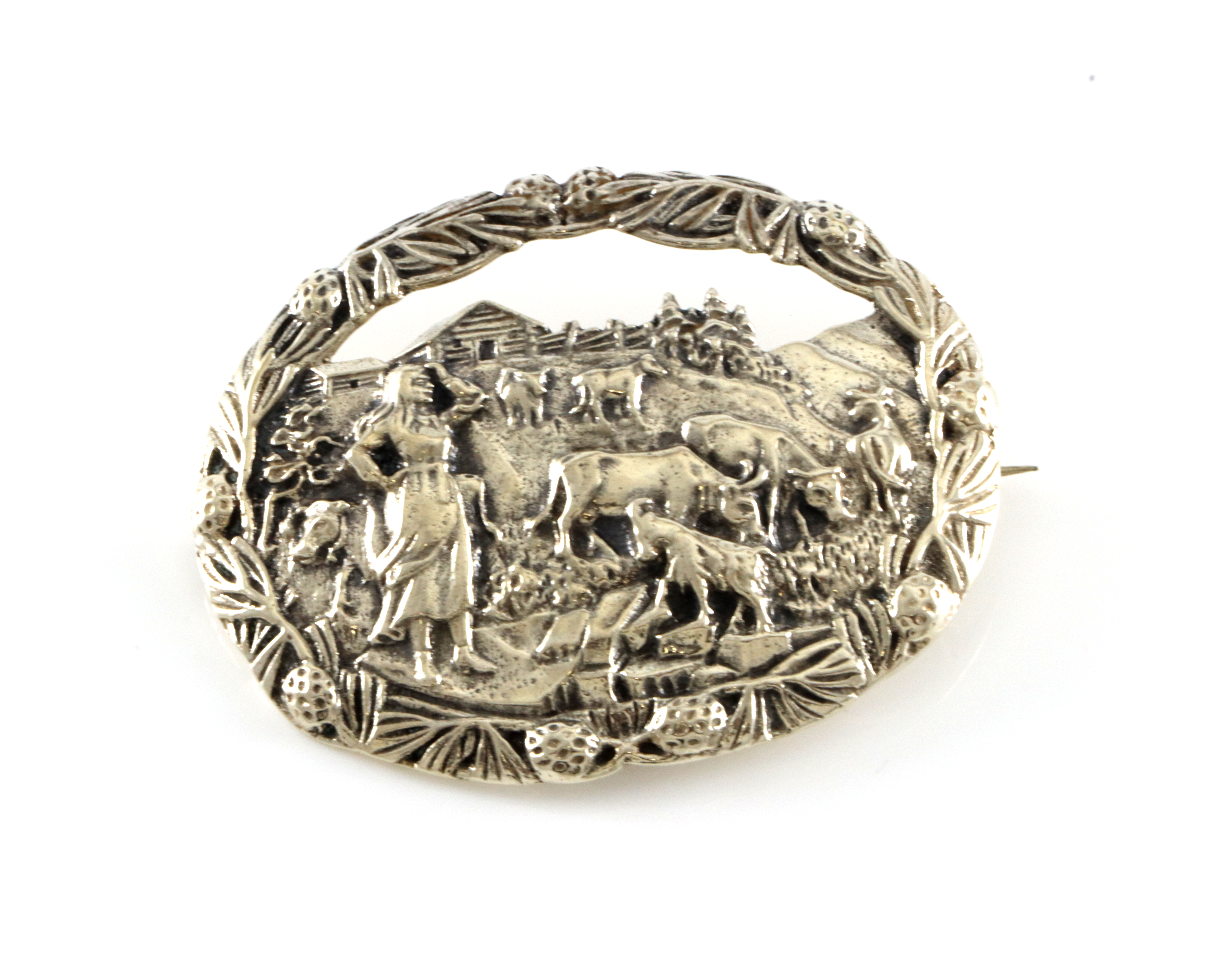 Nasjonalromantiske brosjer i sølv