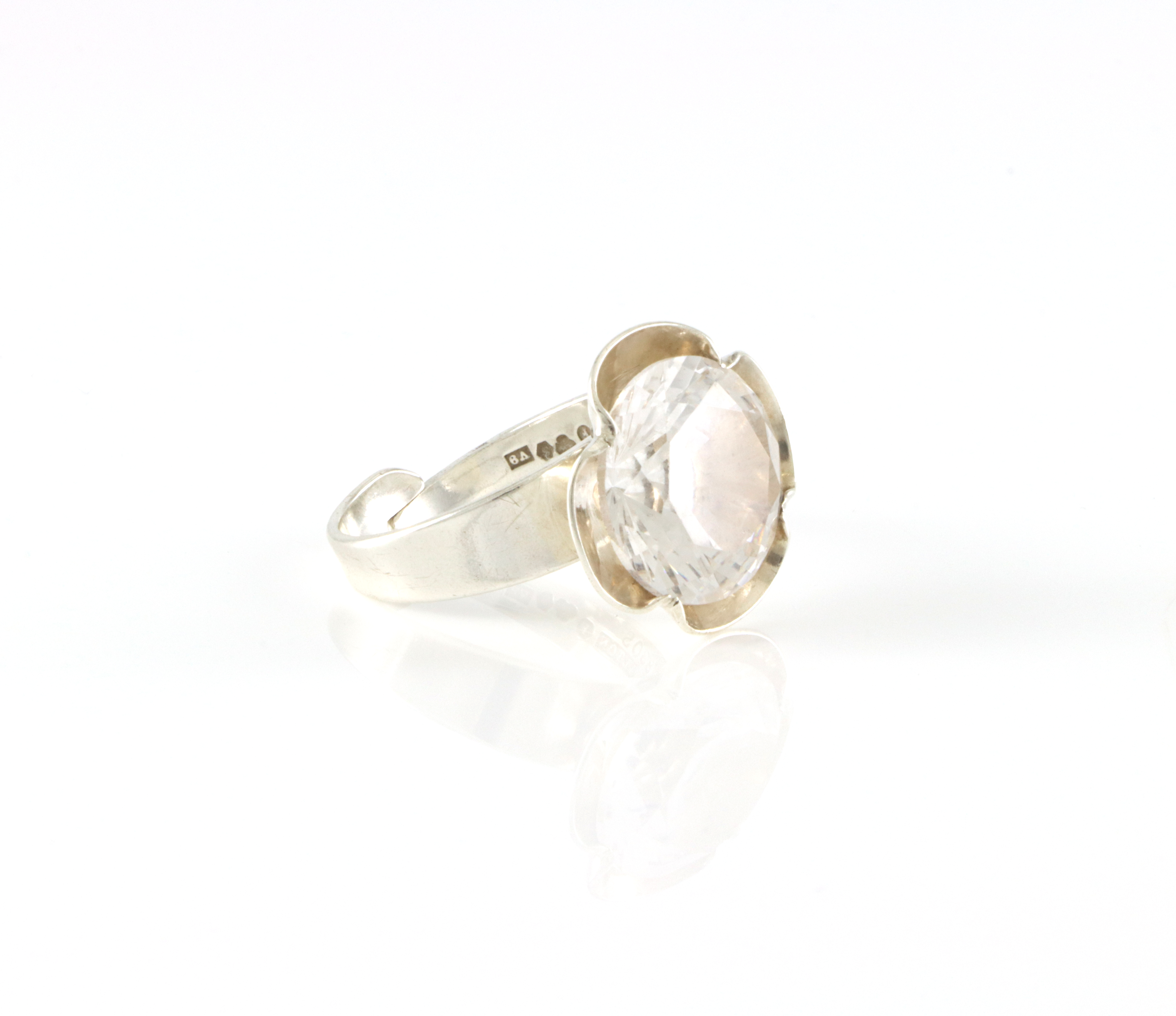 Sølvringer med stein