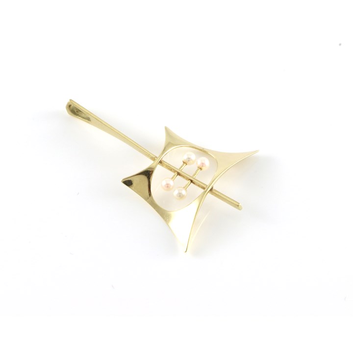 Modernistisk anheng med perler. Harsheim, Oslo