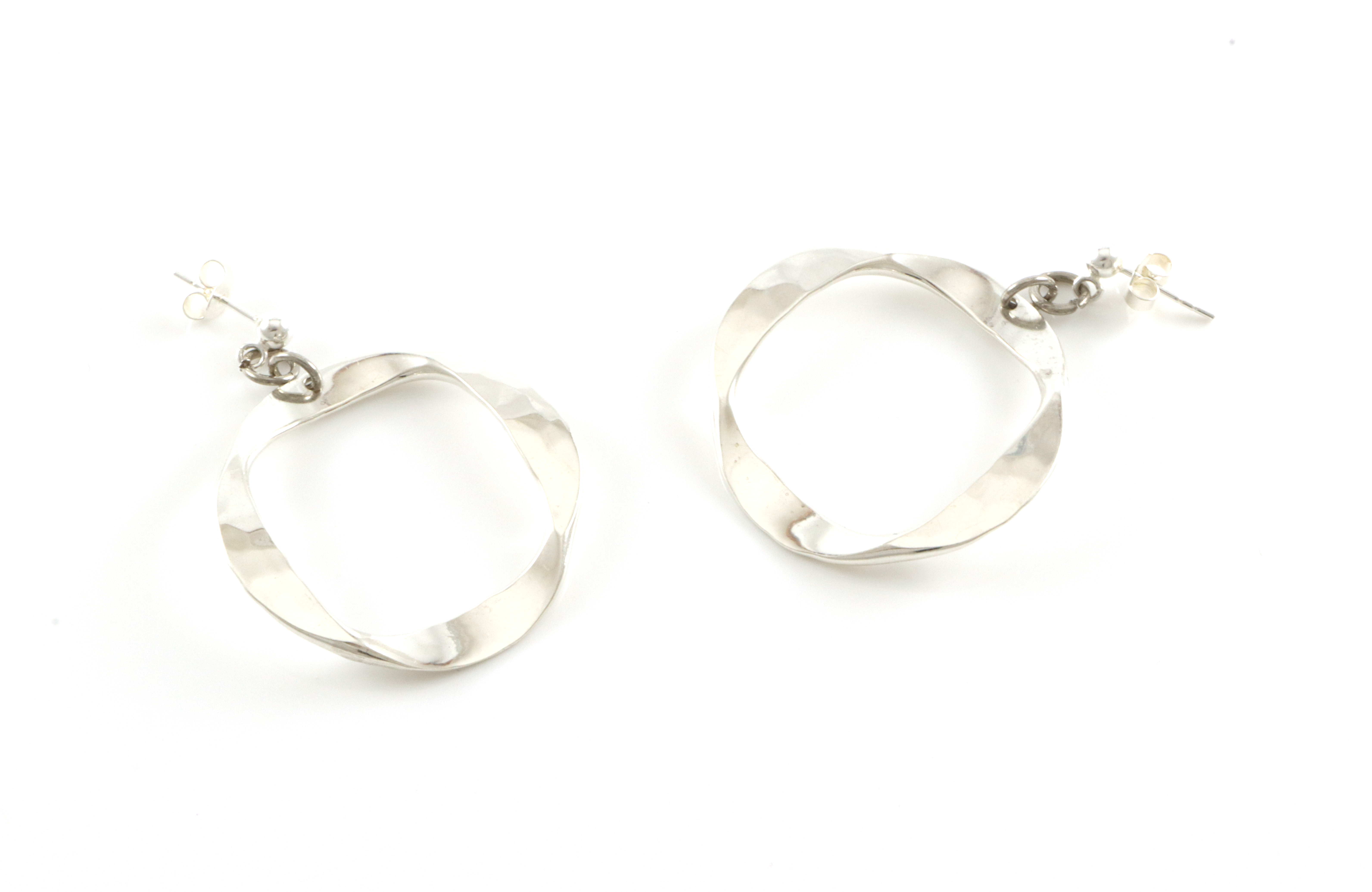 PLUS, norske designsmykker i sølv