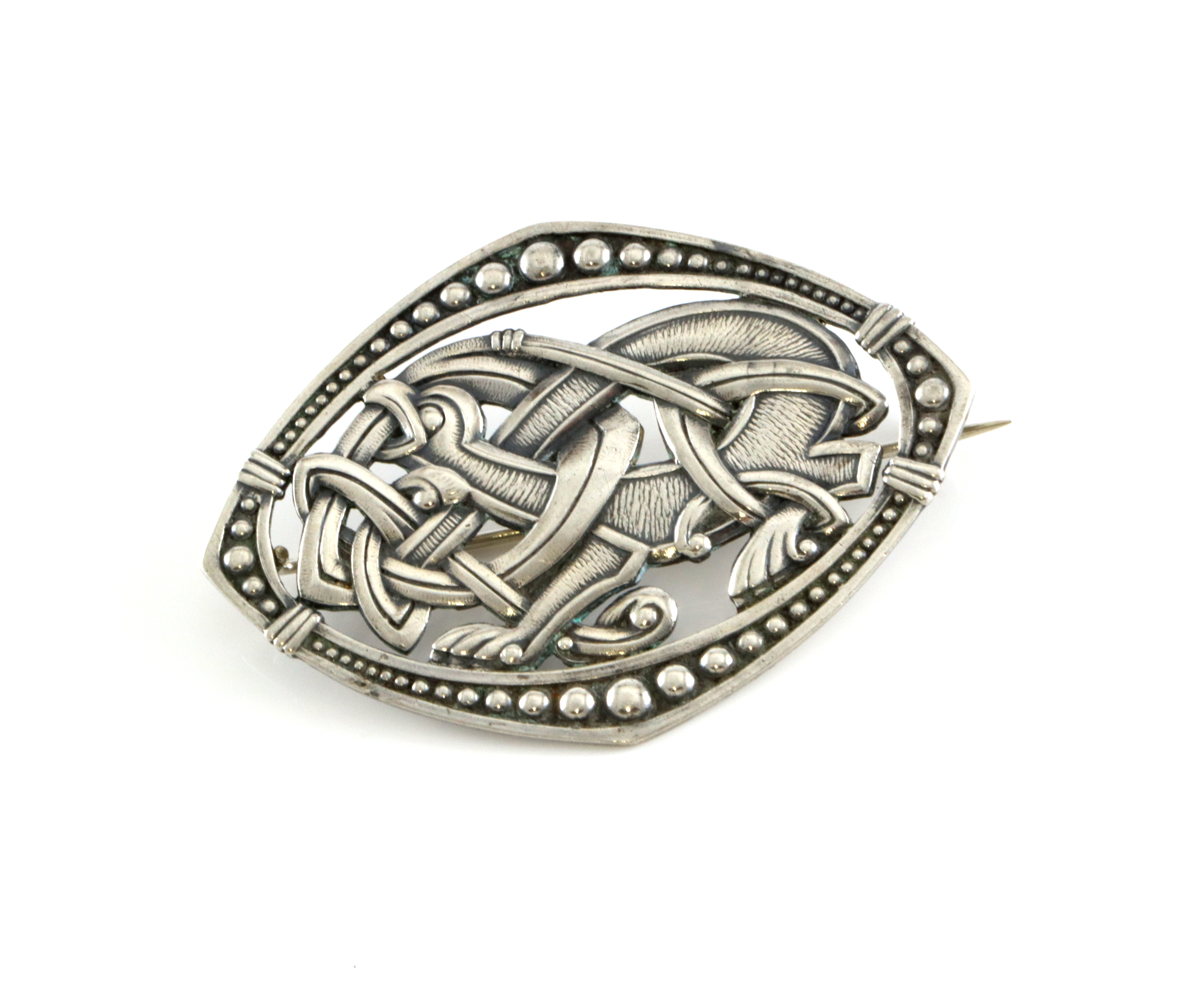 Nasjonalromantiske brosjer i sølv