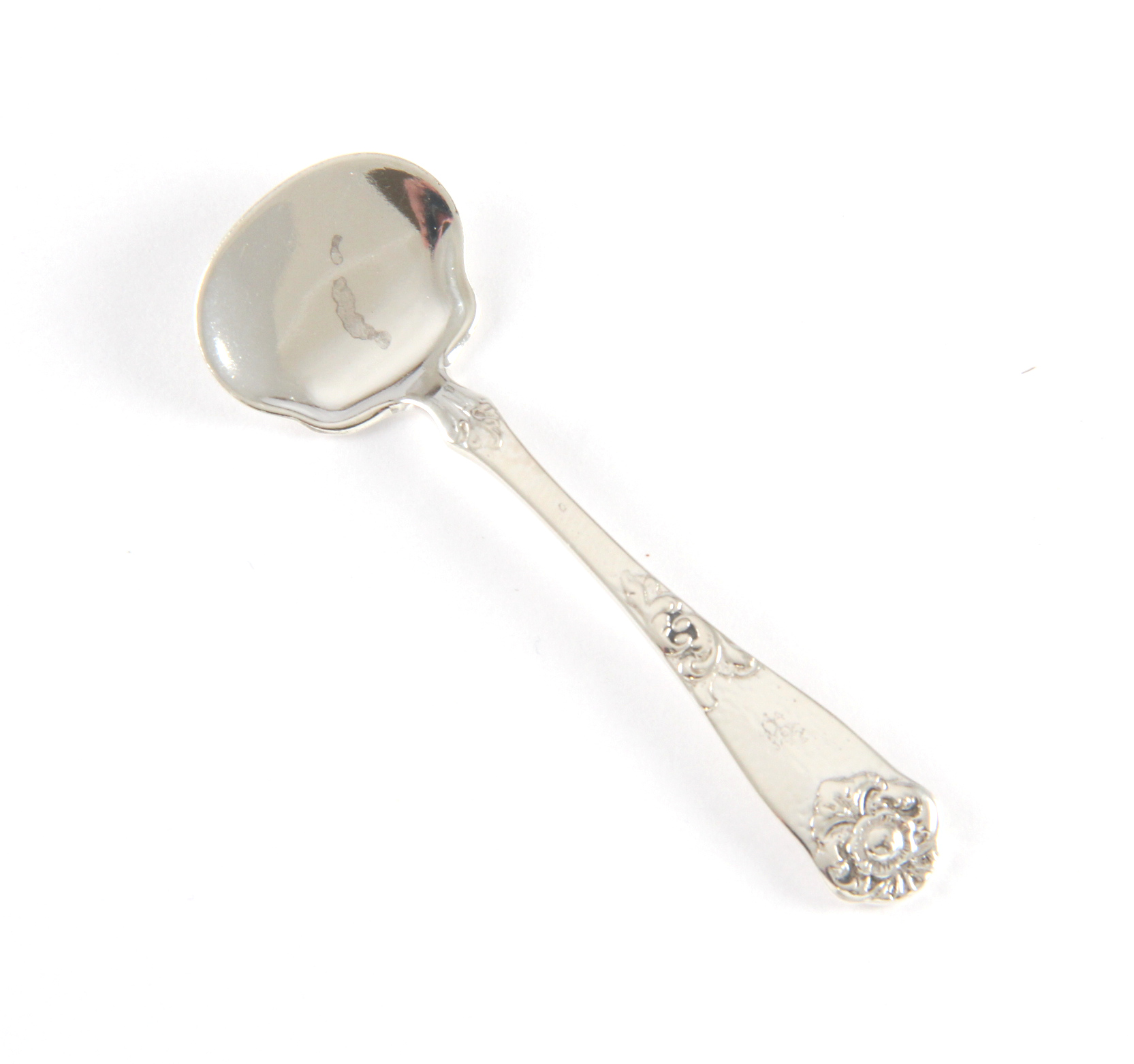 Dovre saltskje i sølv.