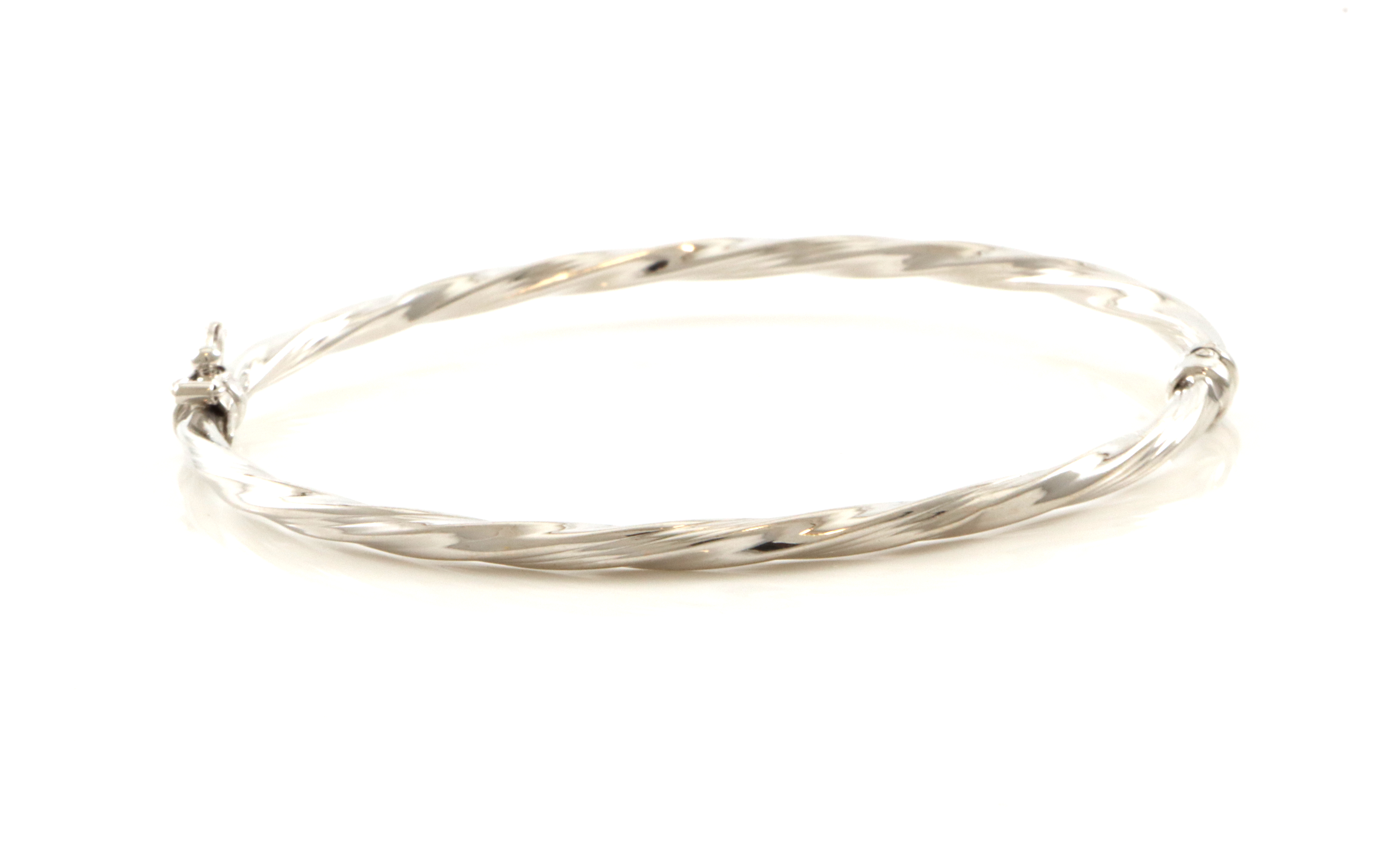 Moderne armring. Vridd type