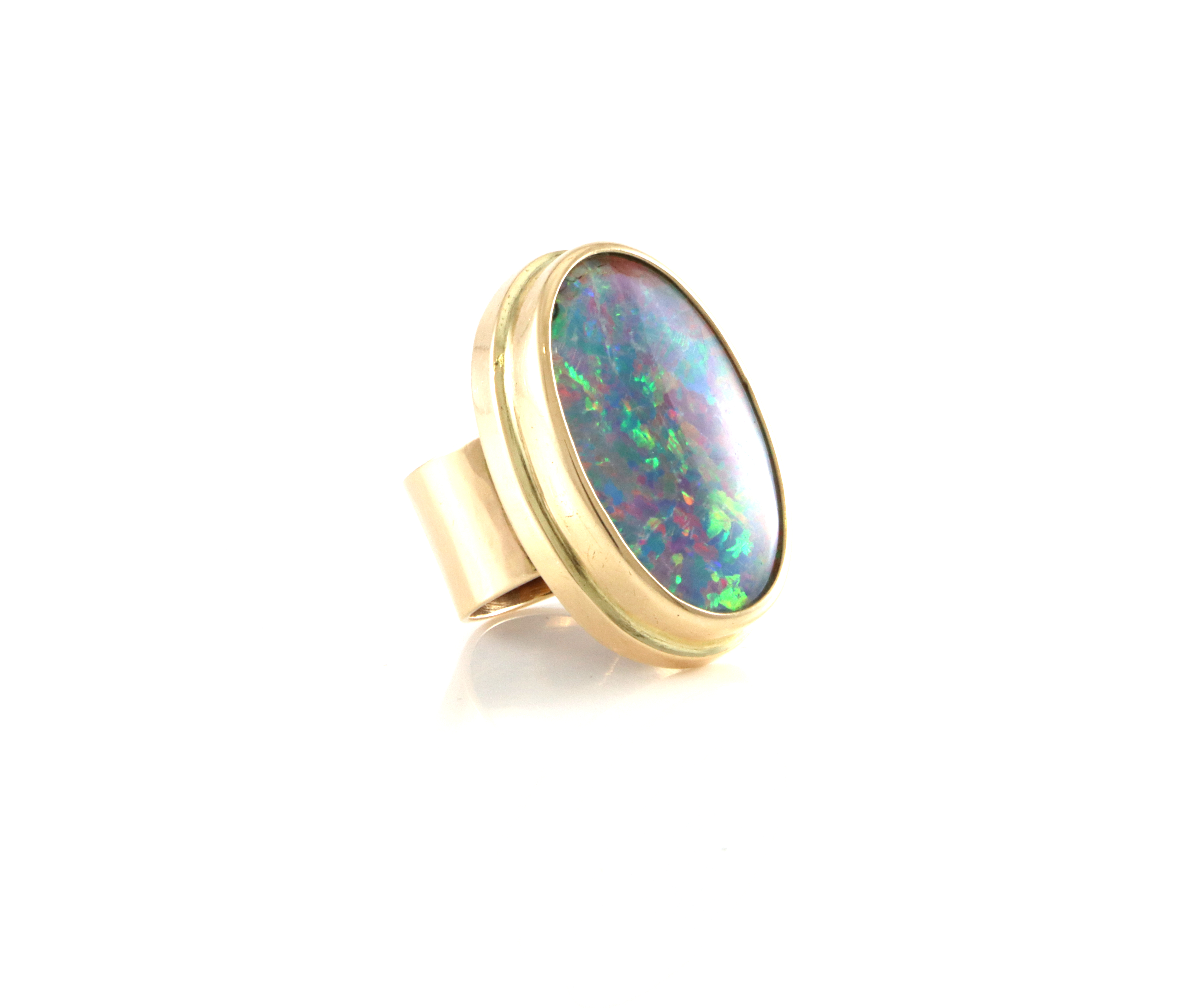 Gine Sommerfelt. Ring med opal (triplet)