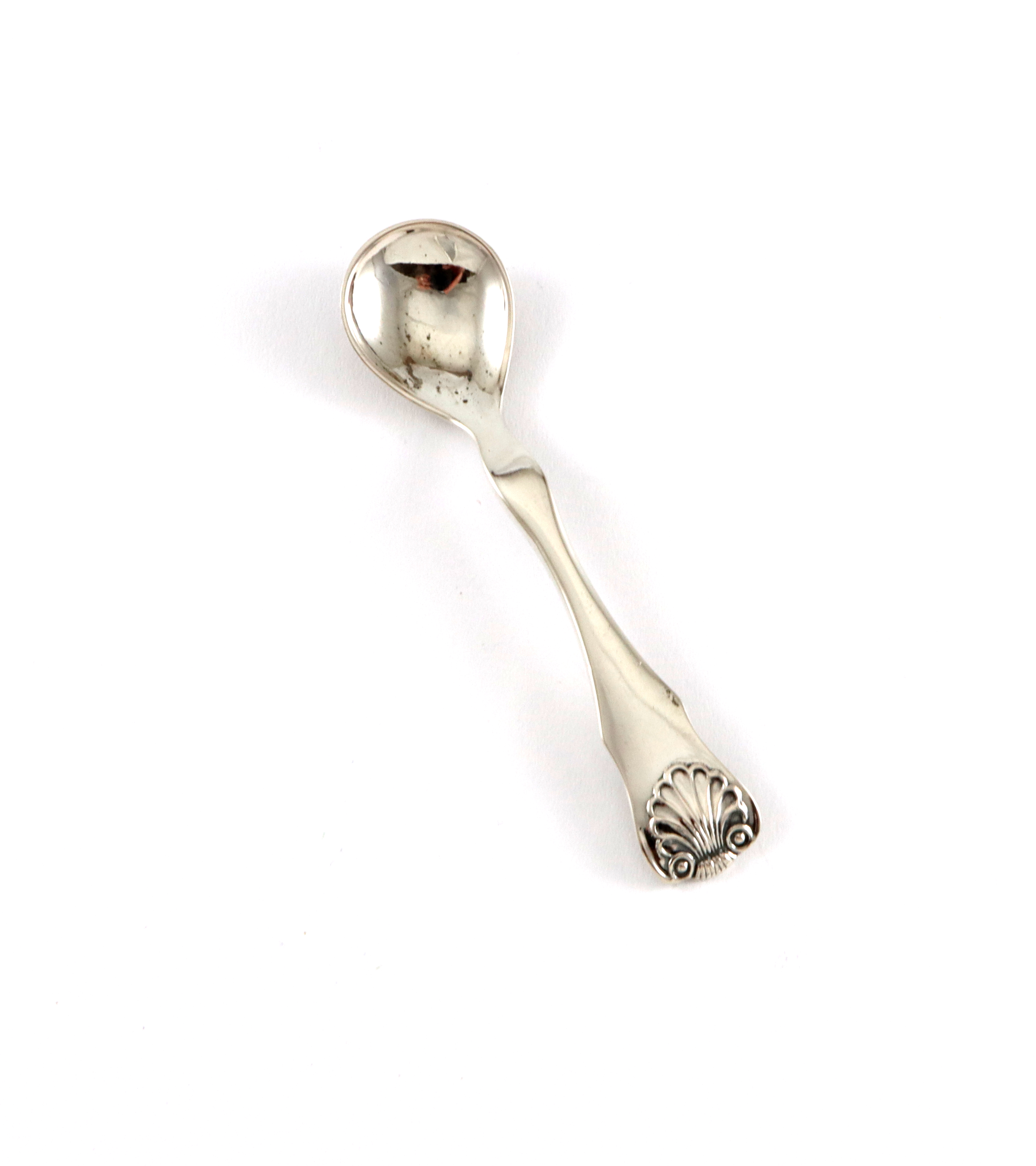 Musling saltskje i sølv