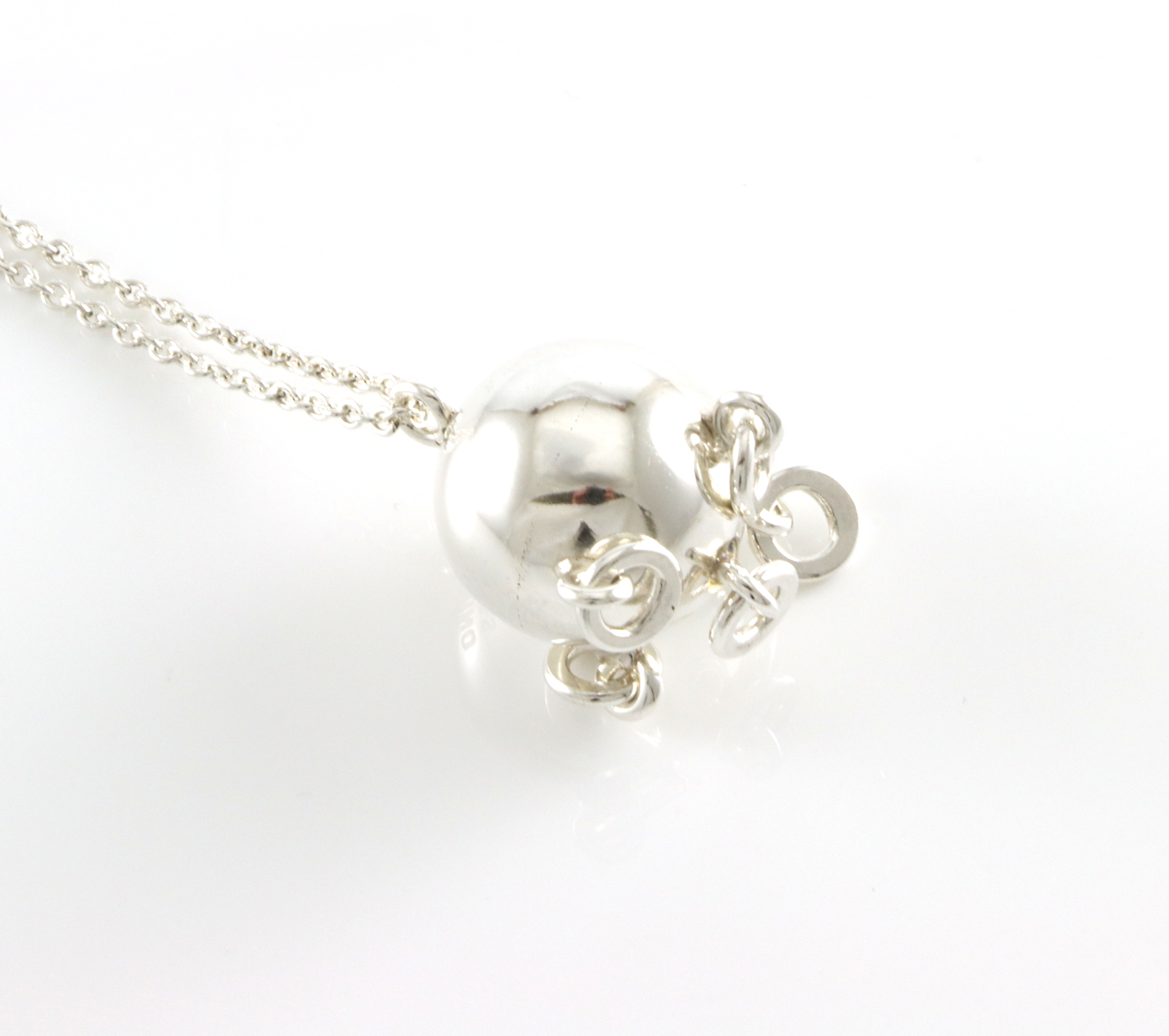 Juhls, designsmykker i sølv