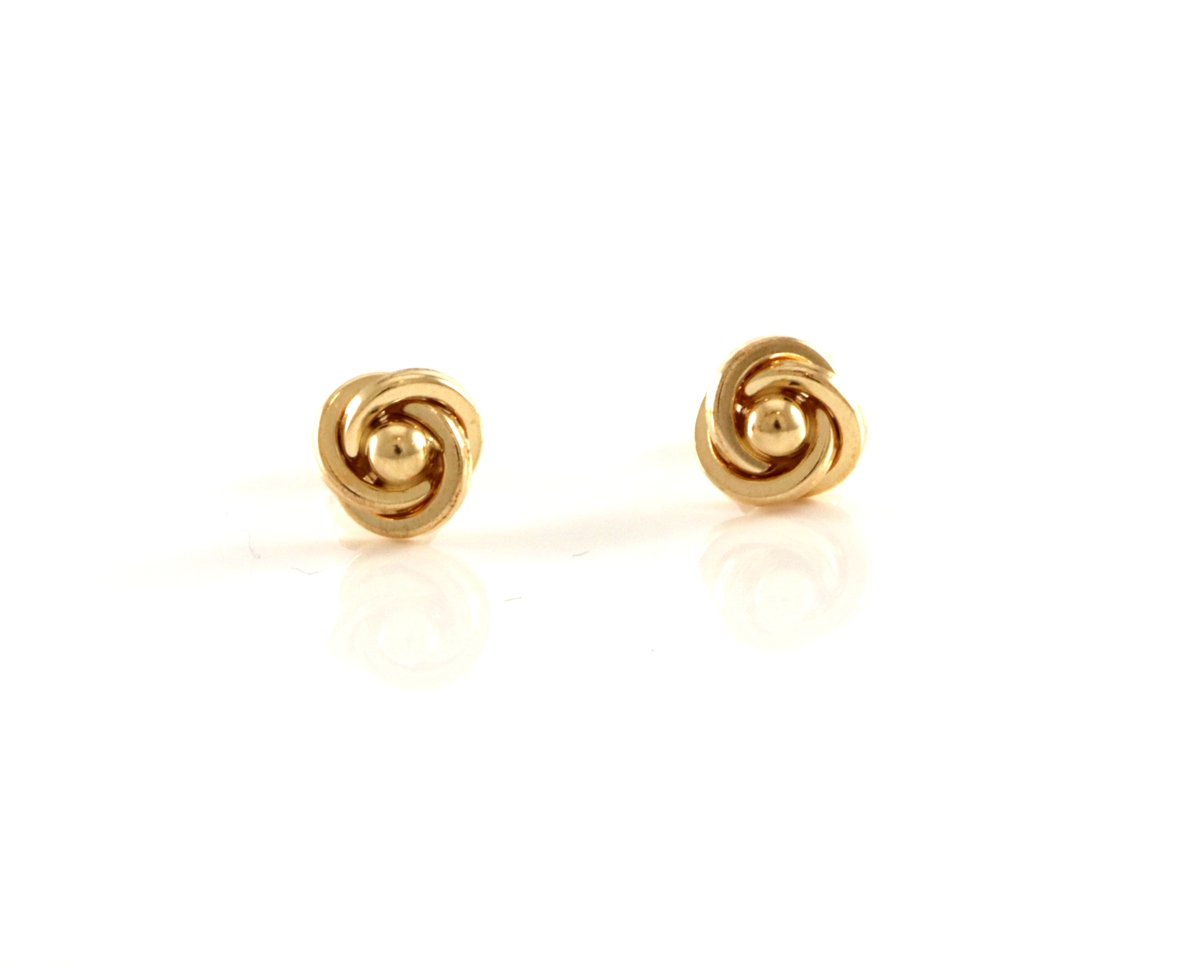 Små knuter. Øredobber