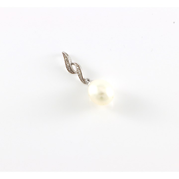 Anheng med perle og diamantsplinter