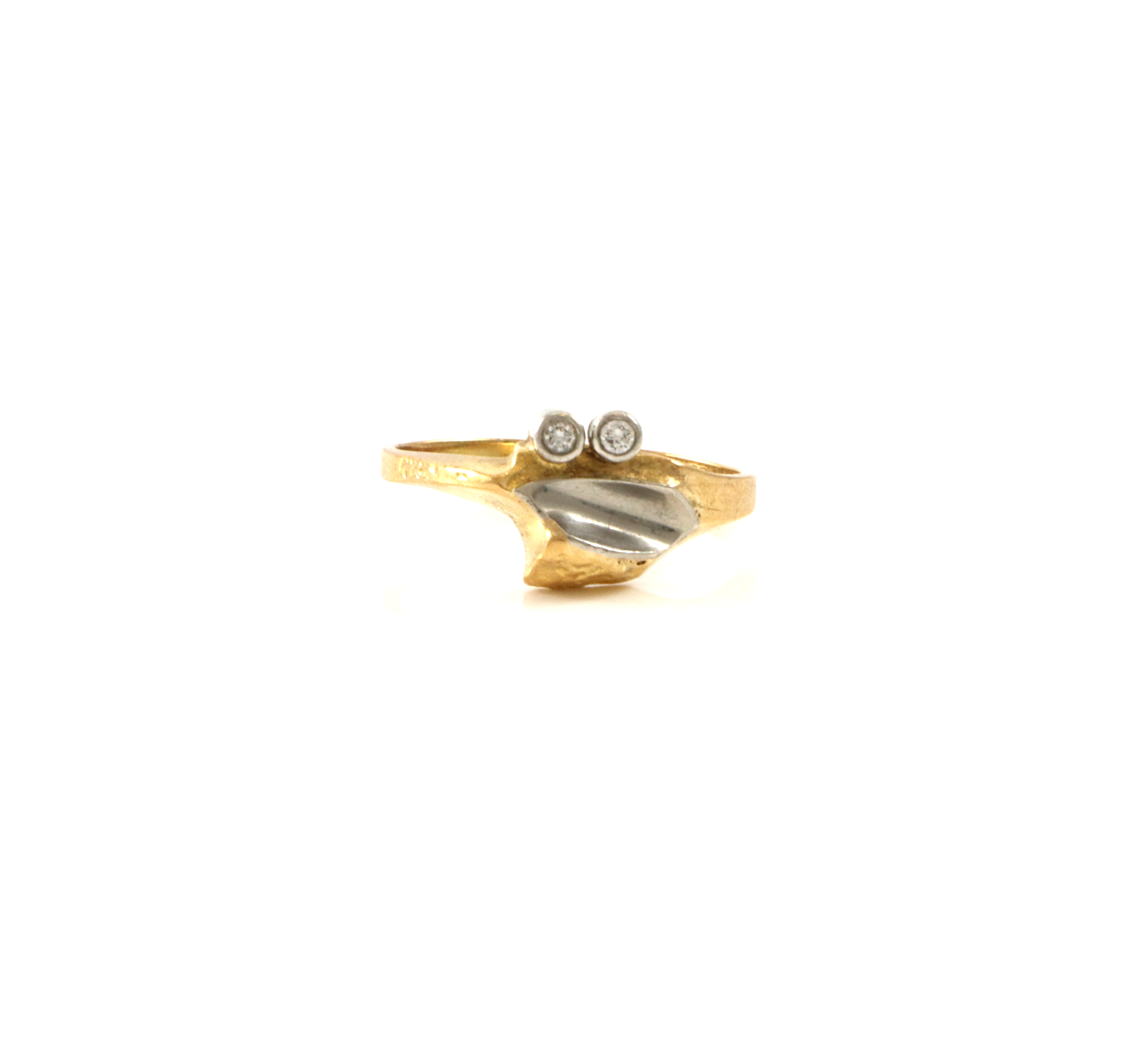 Björn Weckström for Lapponia. "Sabina" ring med to diamanter på tot 0,06 ct. 1989