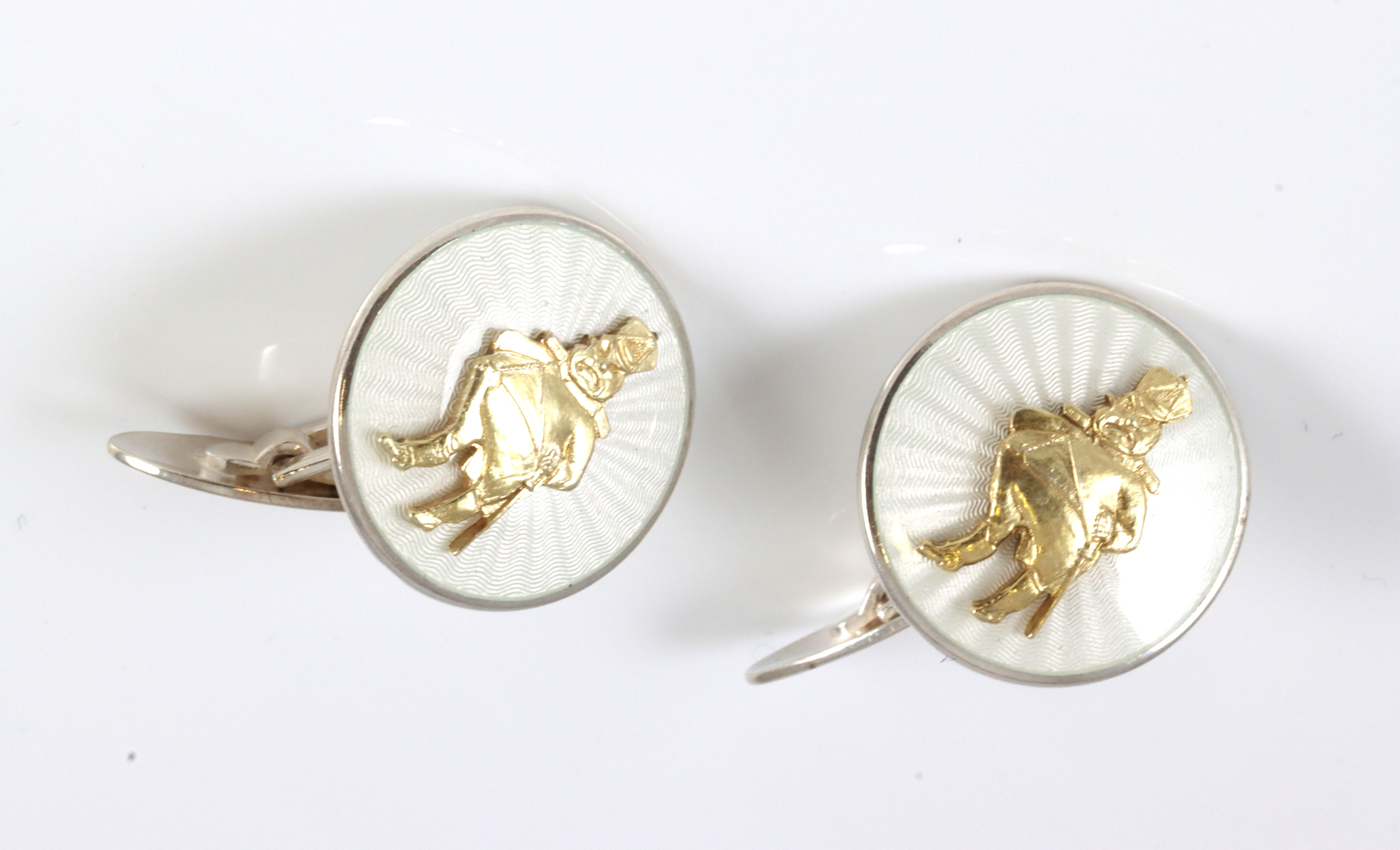 Emaljerte mansjettknapper