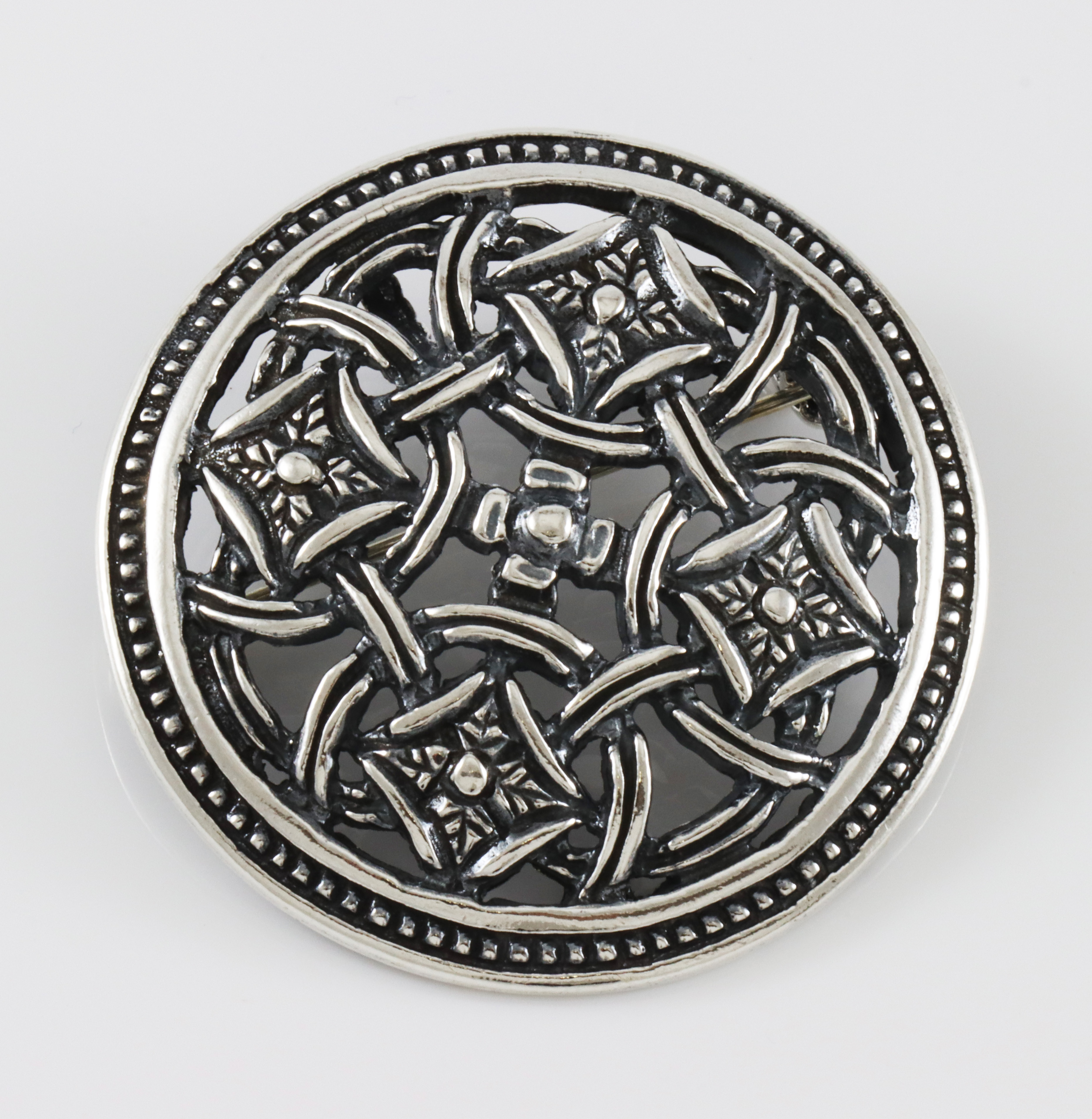 Anheng i sølv fra Espeland.