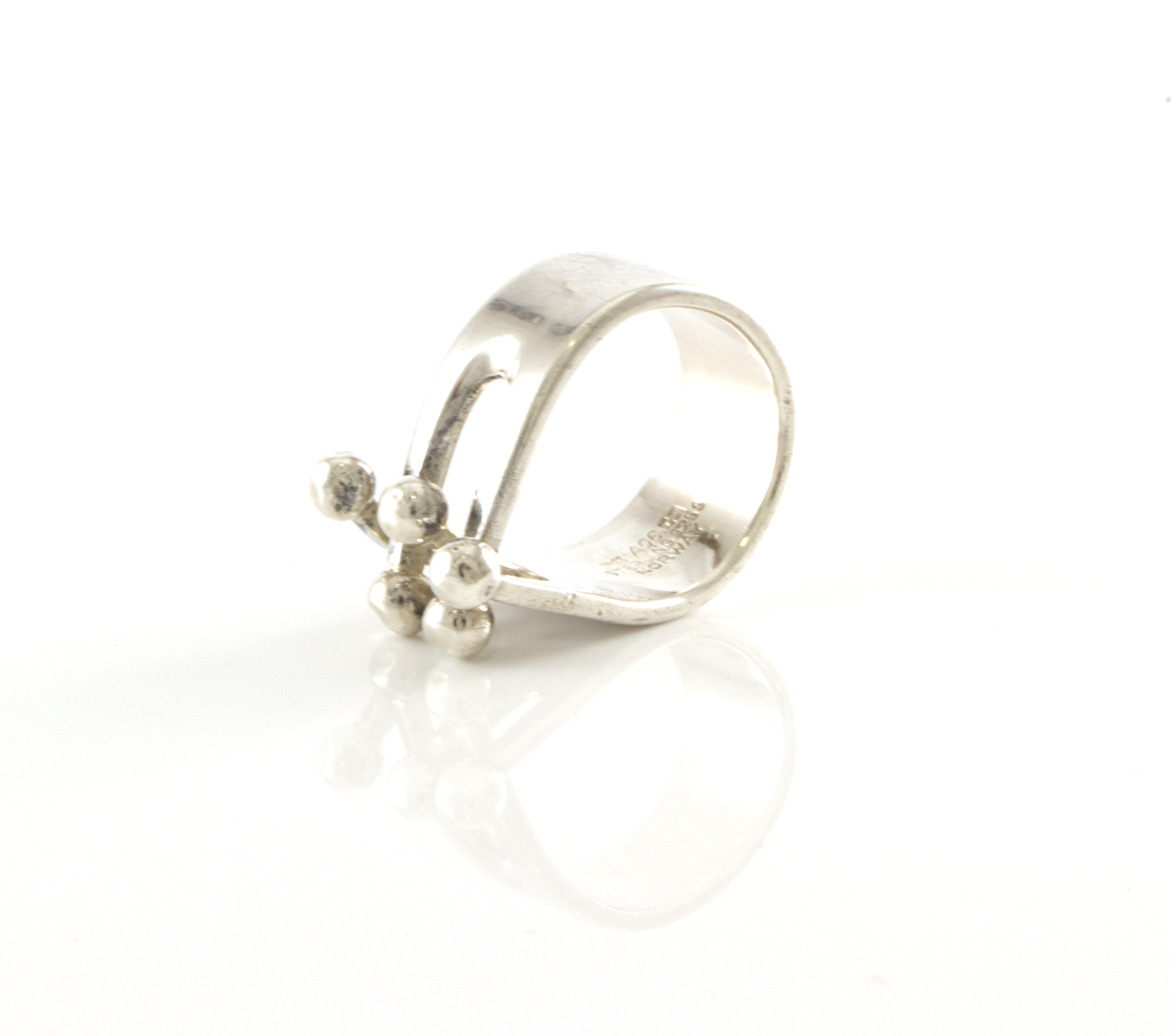 PLUS, norske designsmykker i sølv