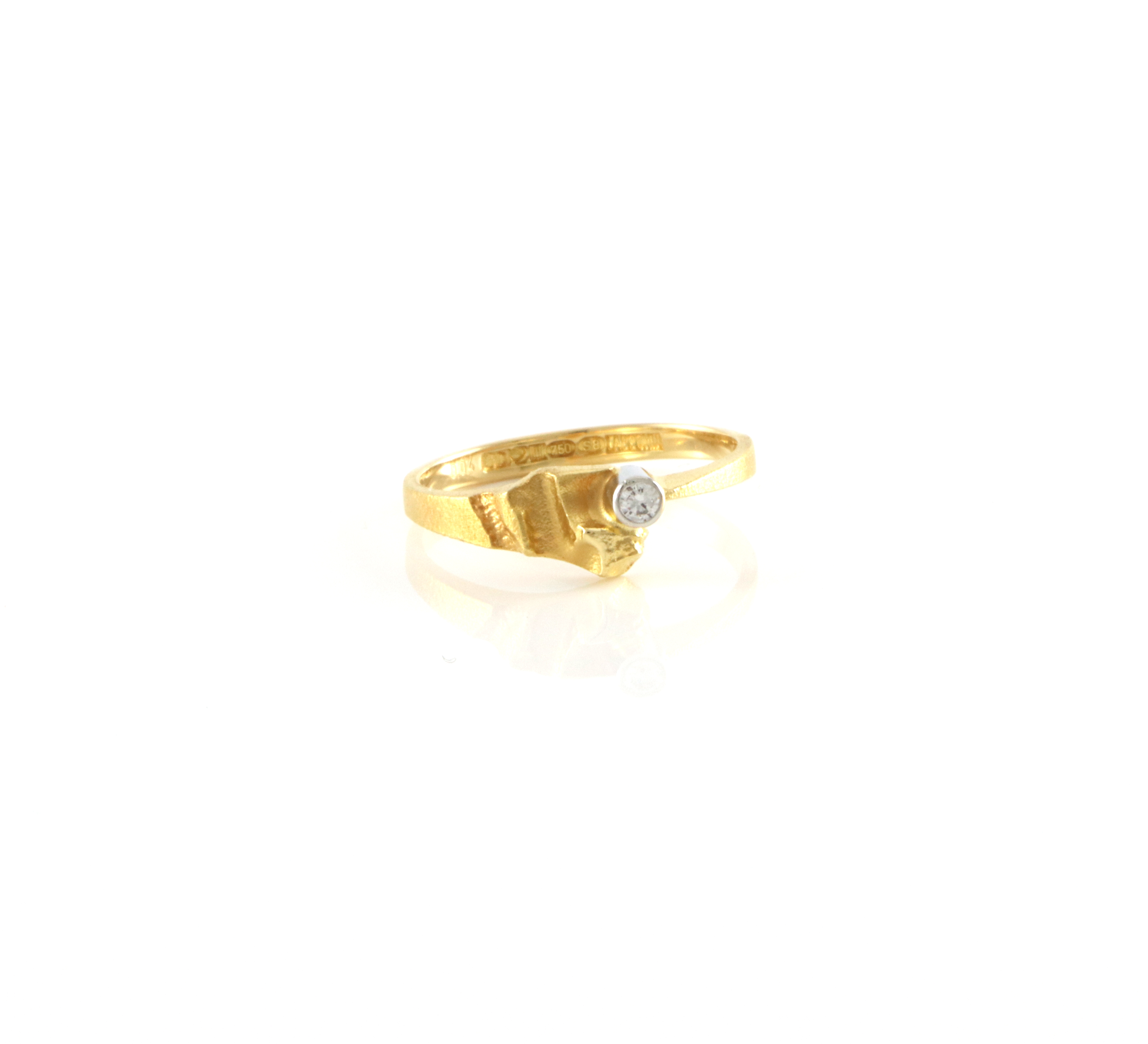 Björn Weckström for Lapponia. Ring med diamant på 0,04 ct. 1995