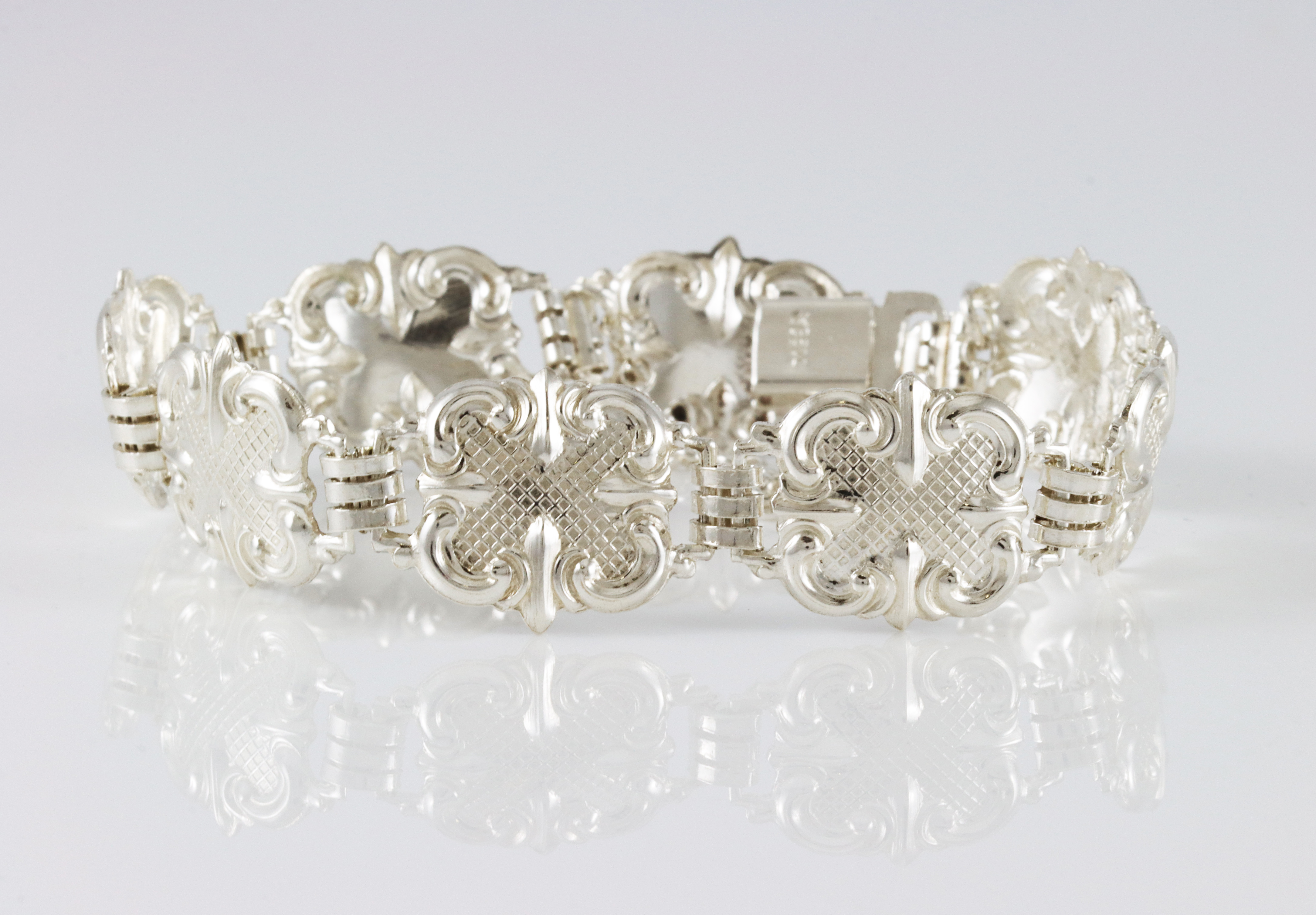 Armlenke i sølv, ukjent produsent.