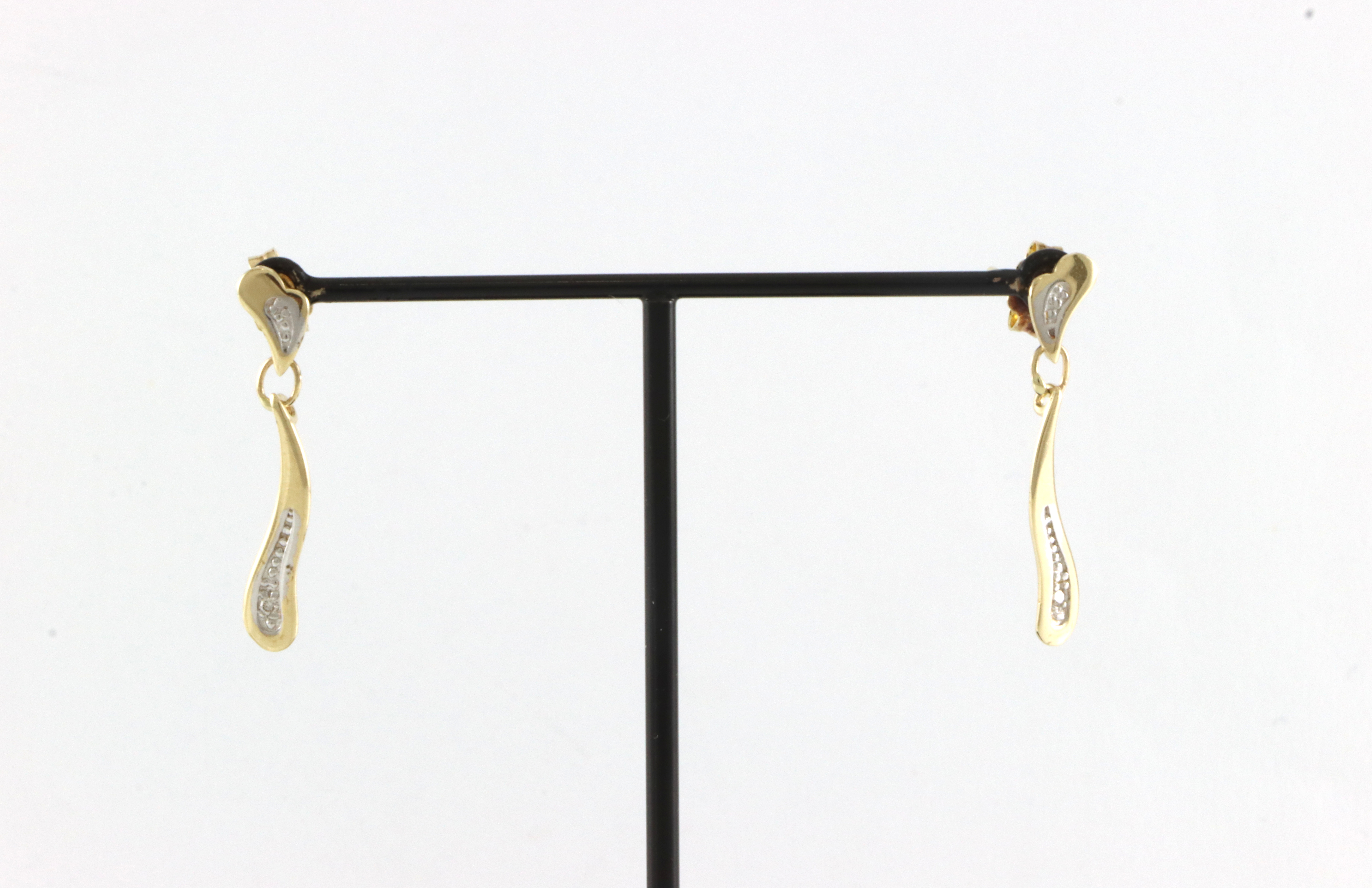 Øredobber med diamantsplinter