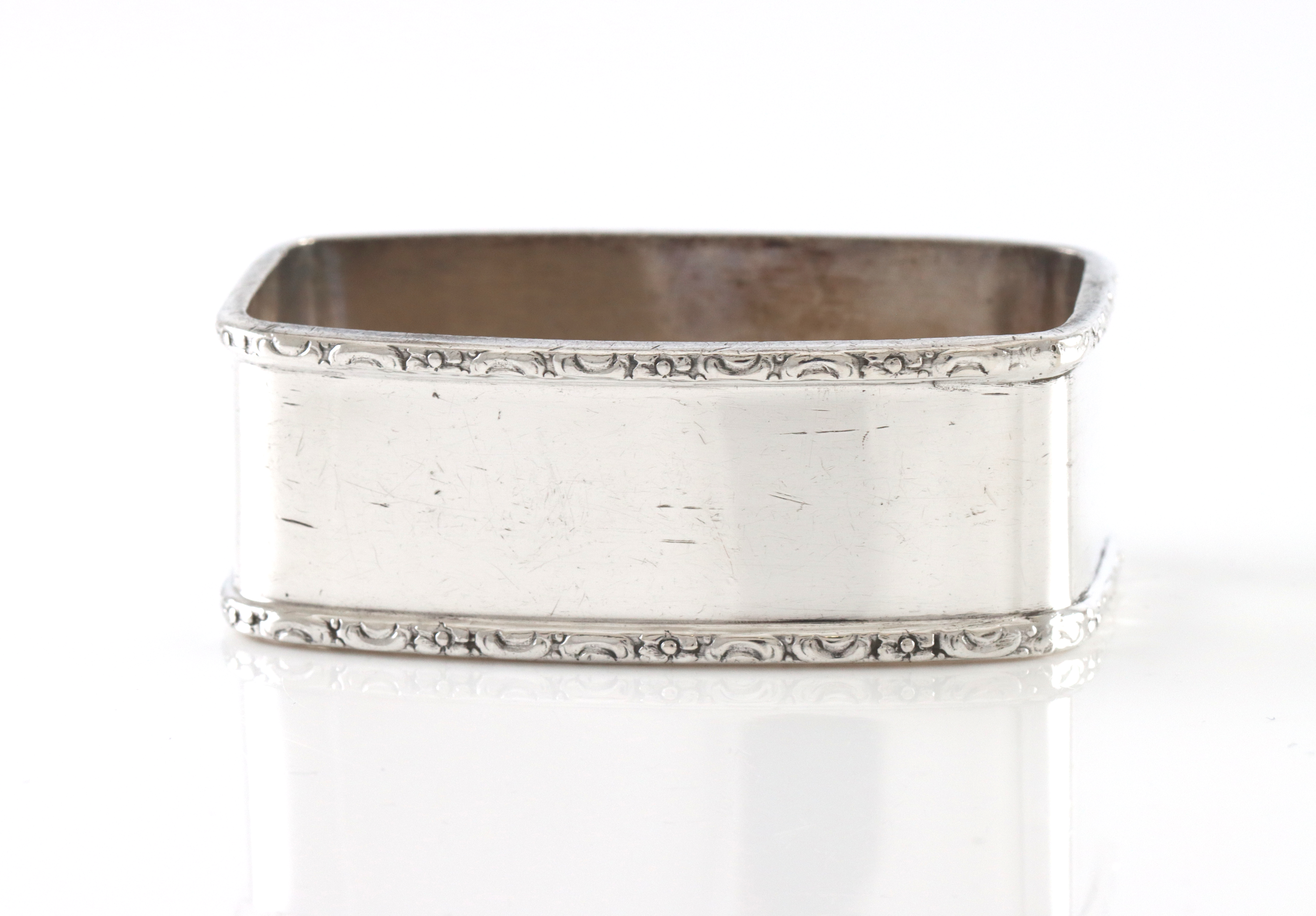 Serviettring i sølv