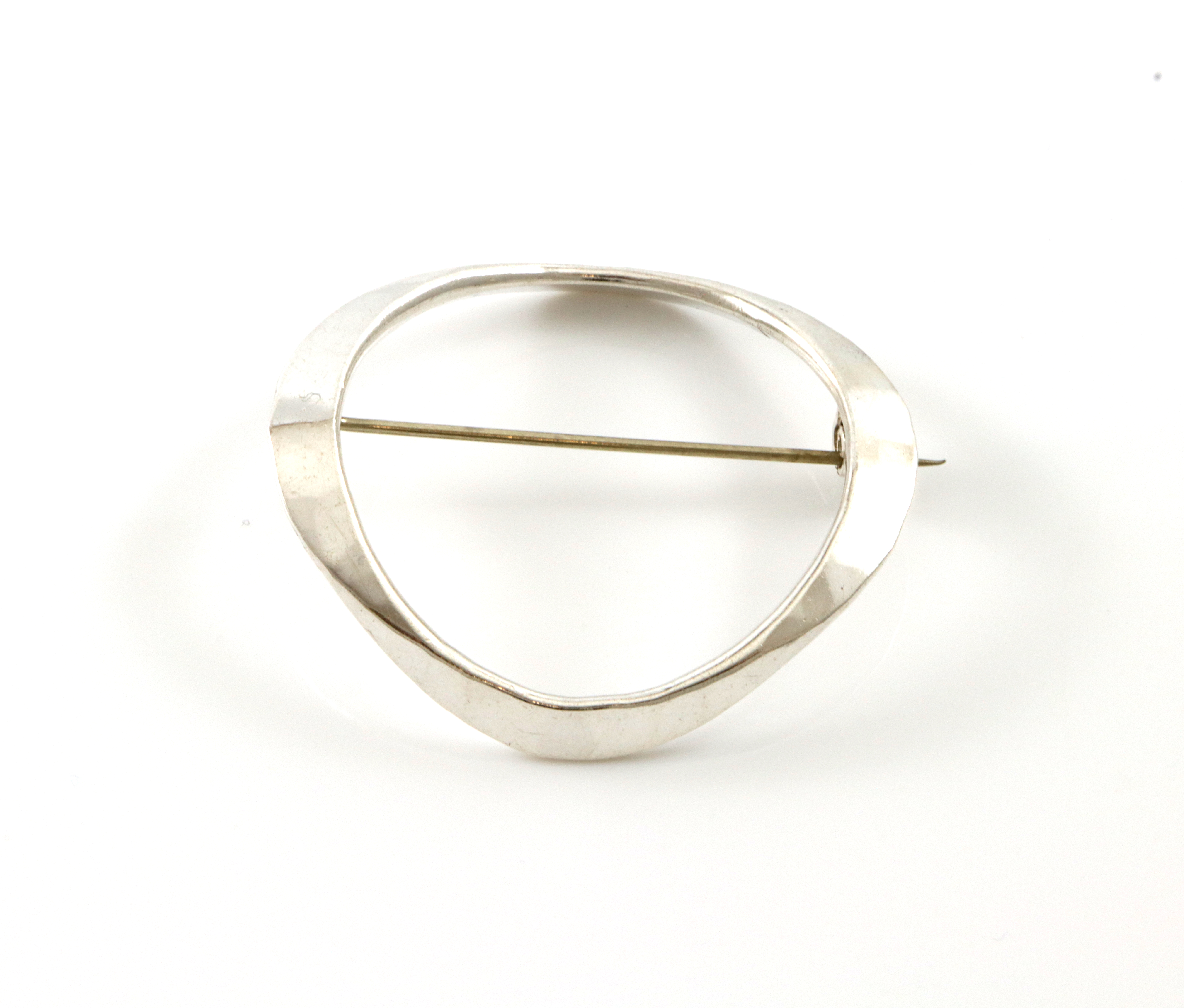 PLUS, norske designsmykker i sølv