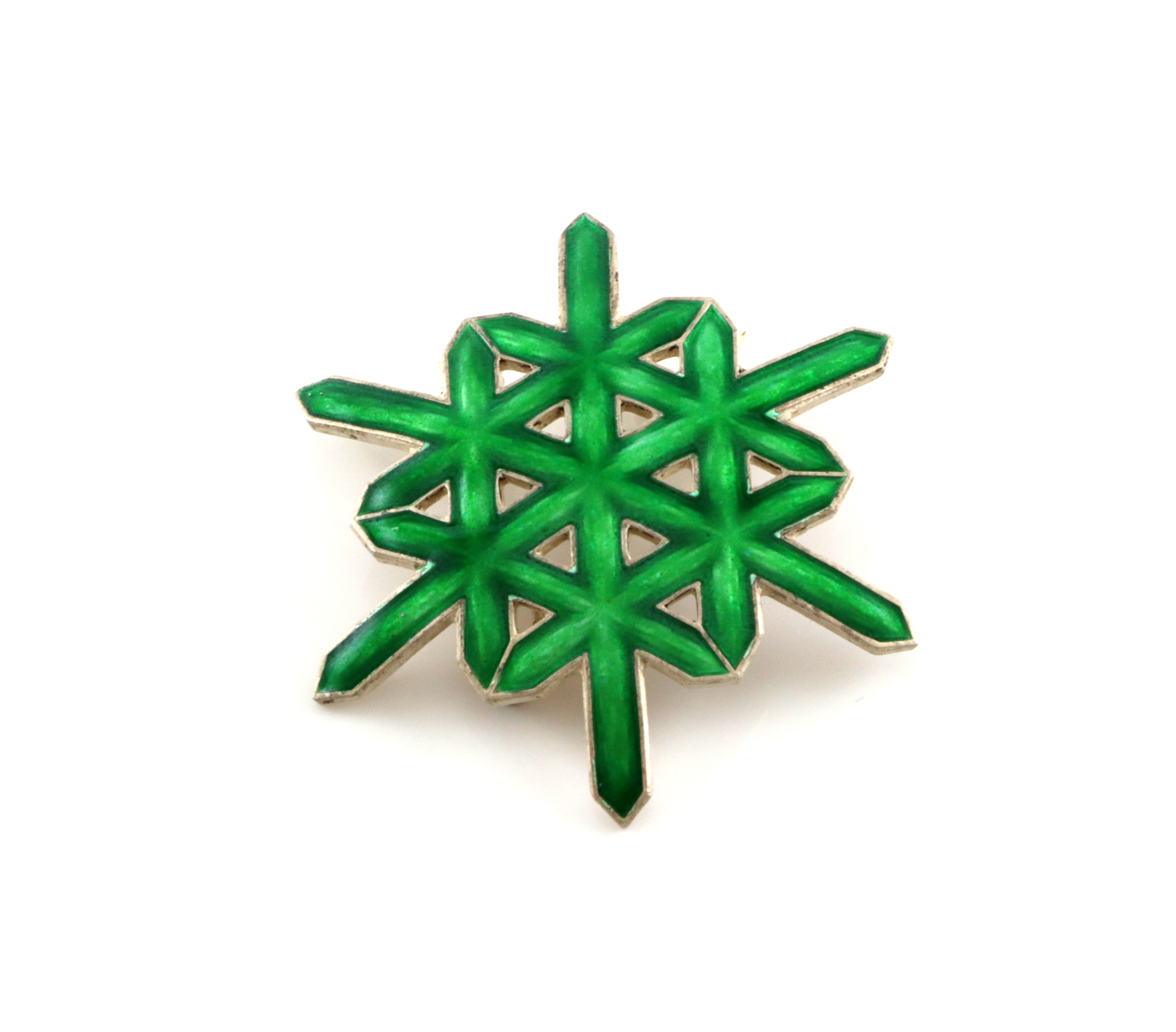 Emaljert brosje i sølv