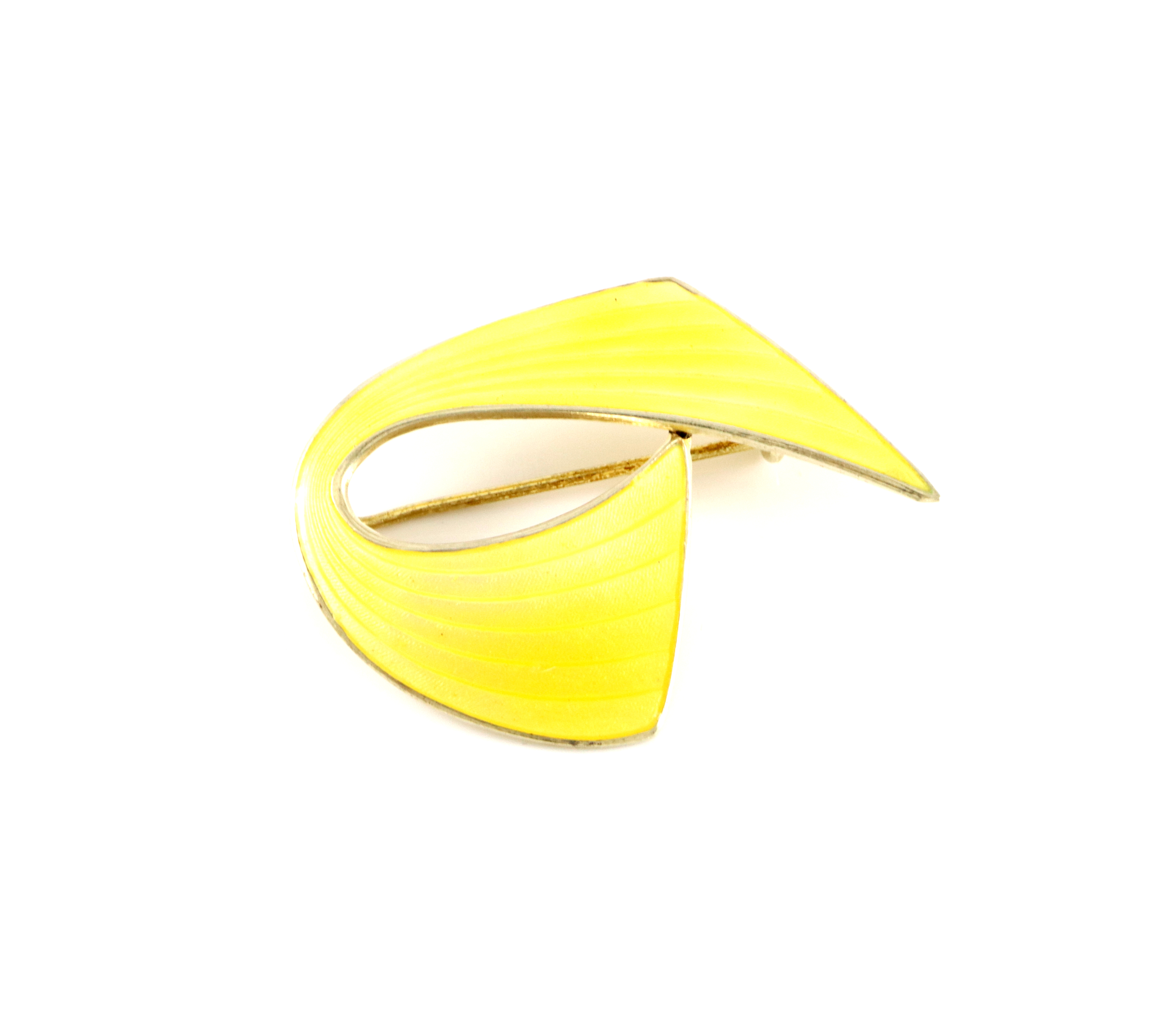 Emaljert brosje i sølv