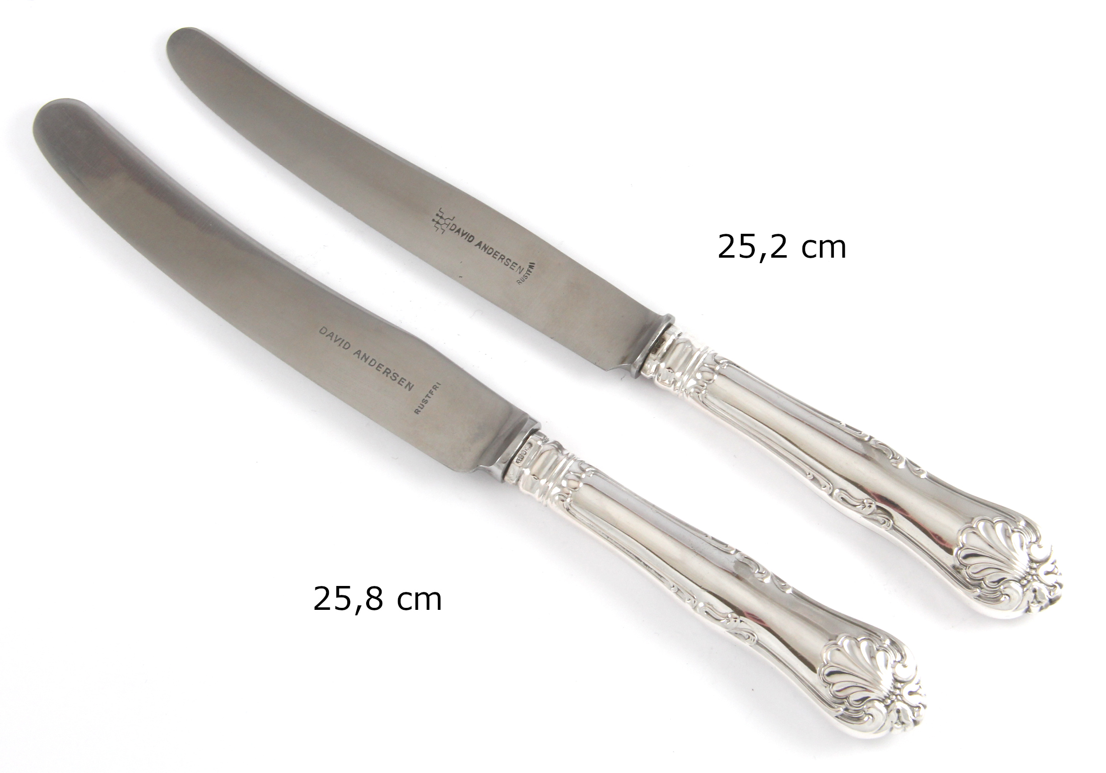 Dobbeltpresset Musling spisekniv i sølv