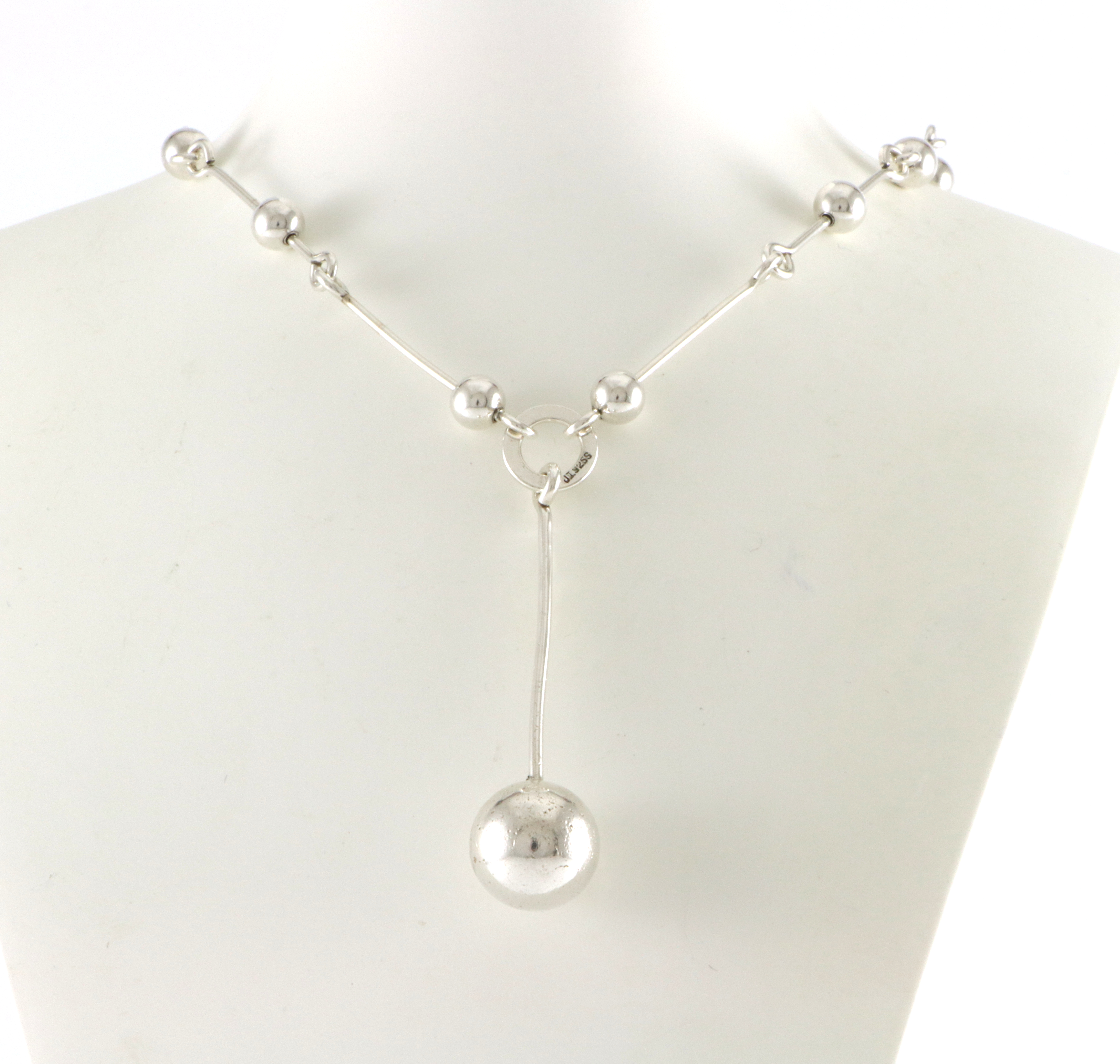 Norsk designsmykker i sølv