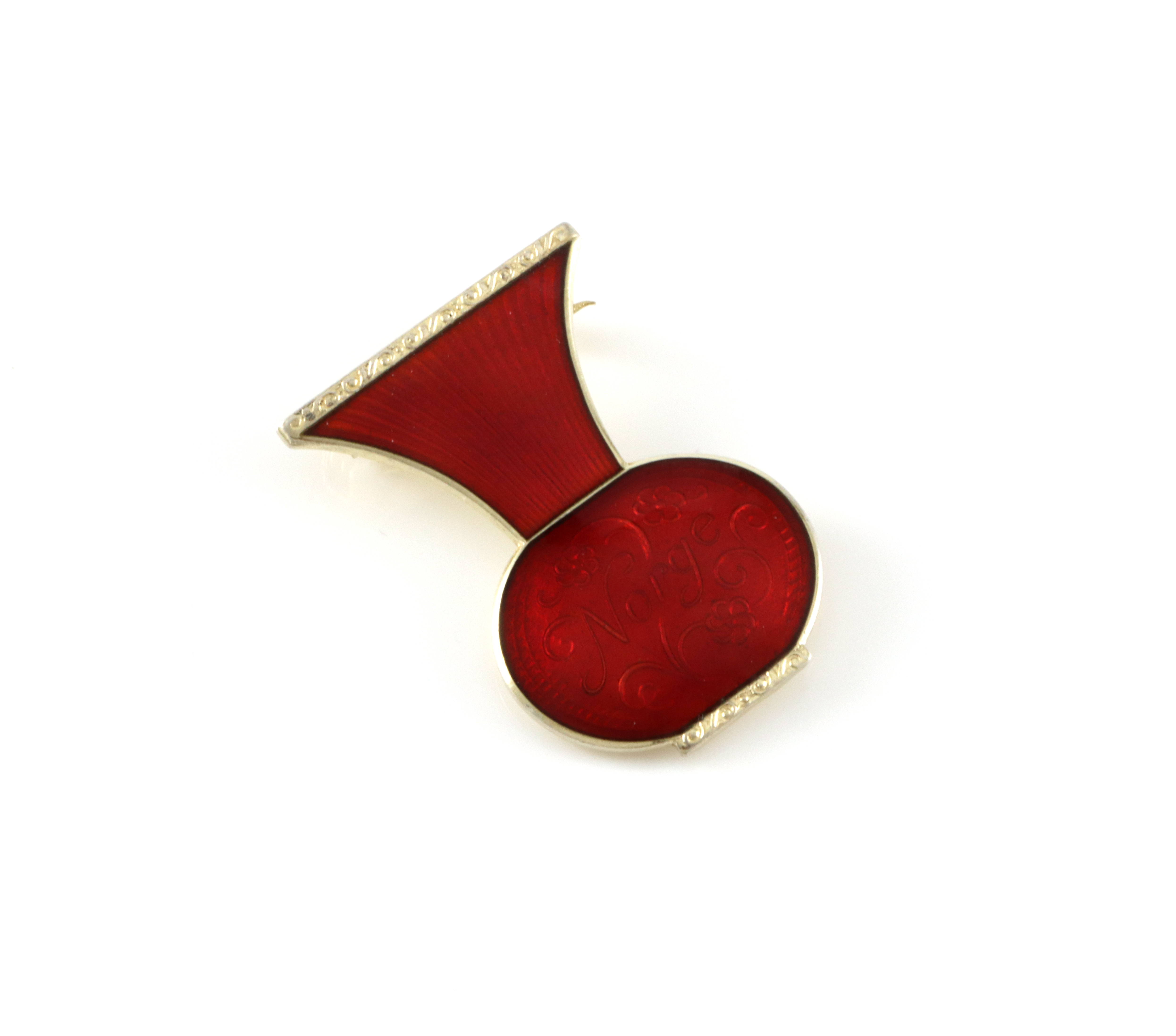 Emaljert brosje i sølv