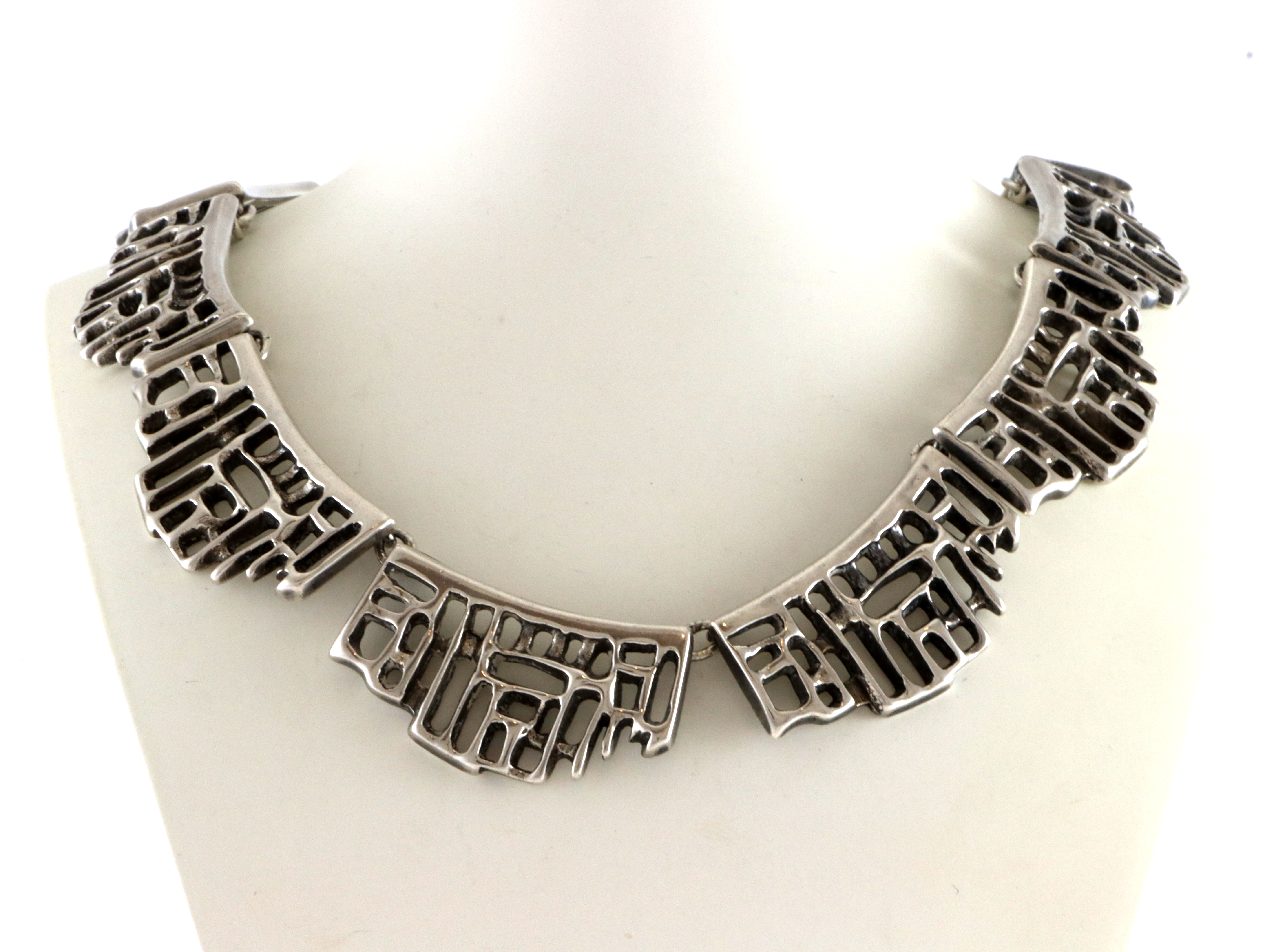 David-Andersen, smykker i sølv.