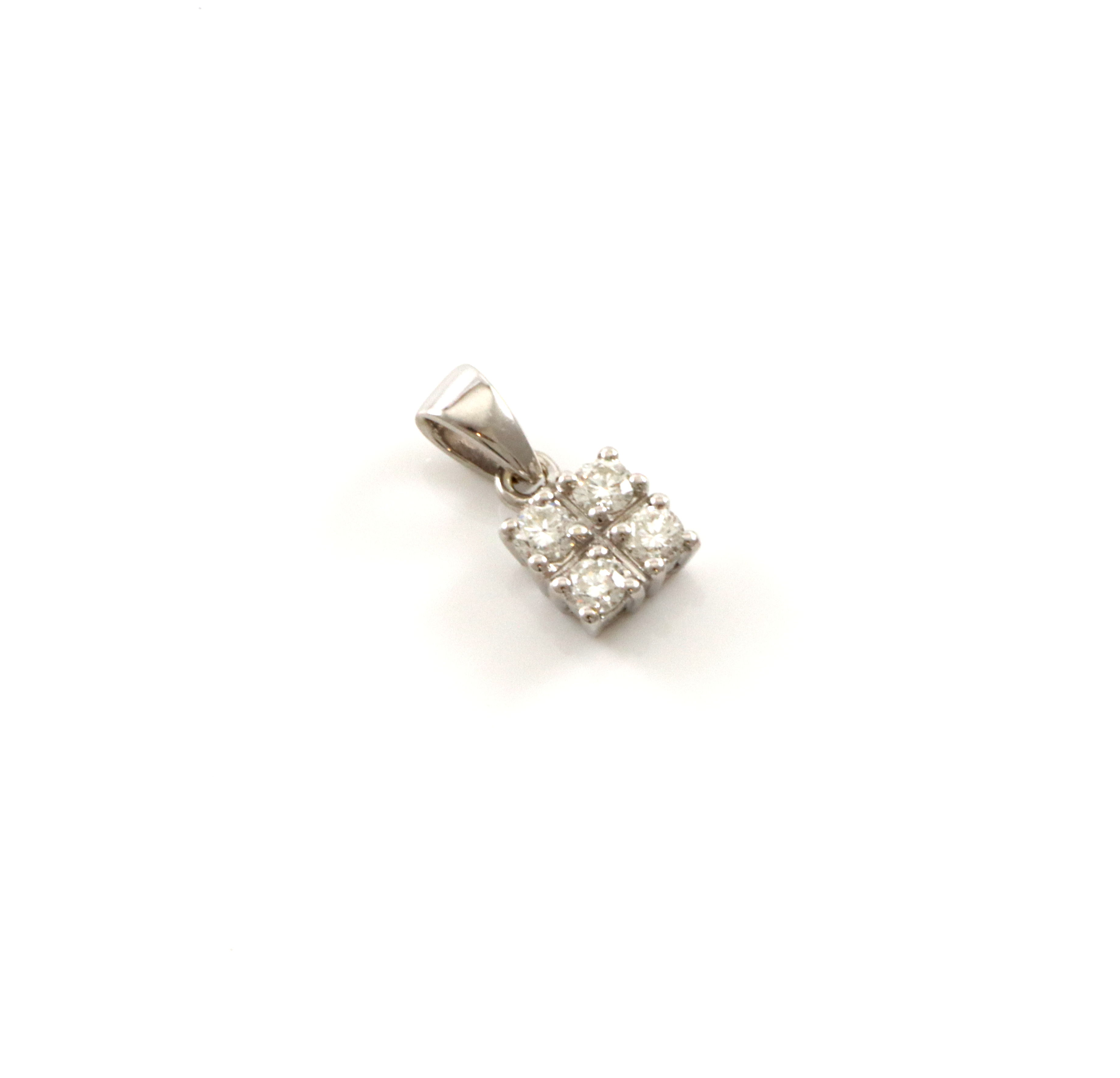 Diamantanheng med diamanter på ca tot 0,20 ct