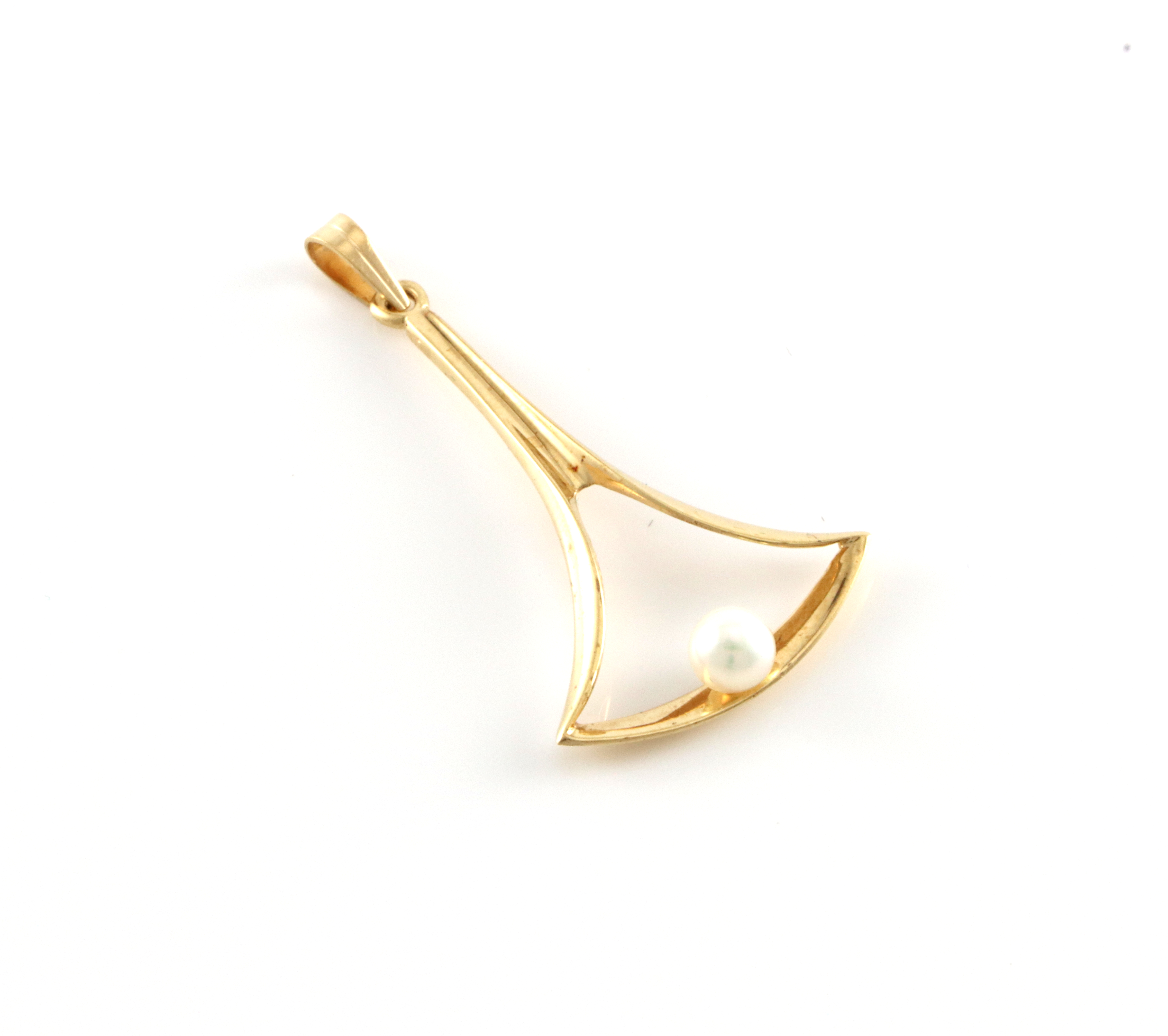 Stort retro anheng med perle