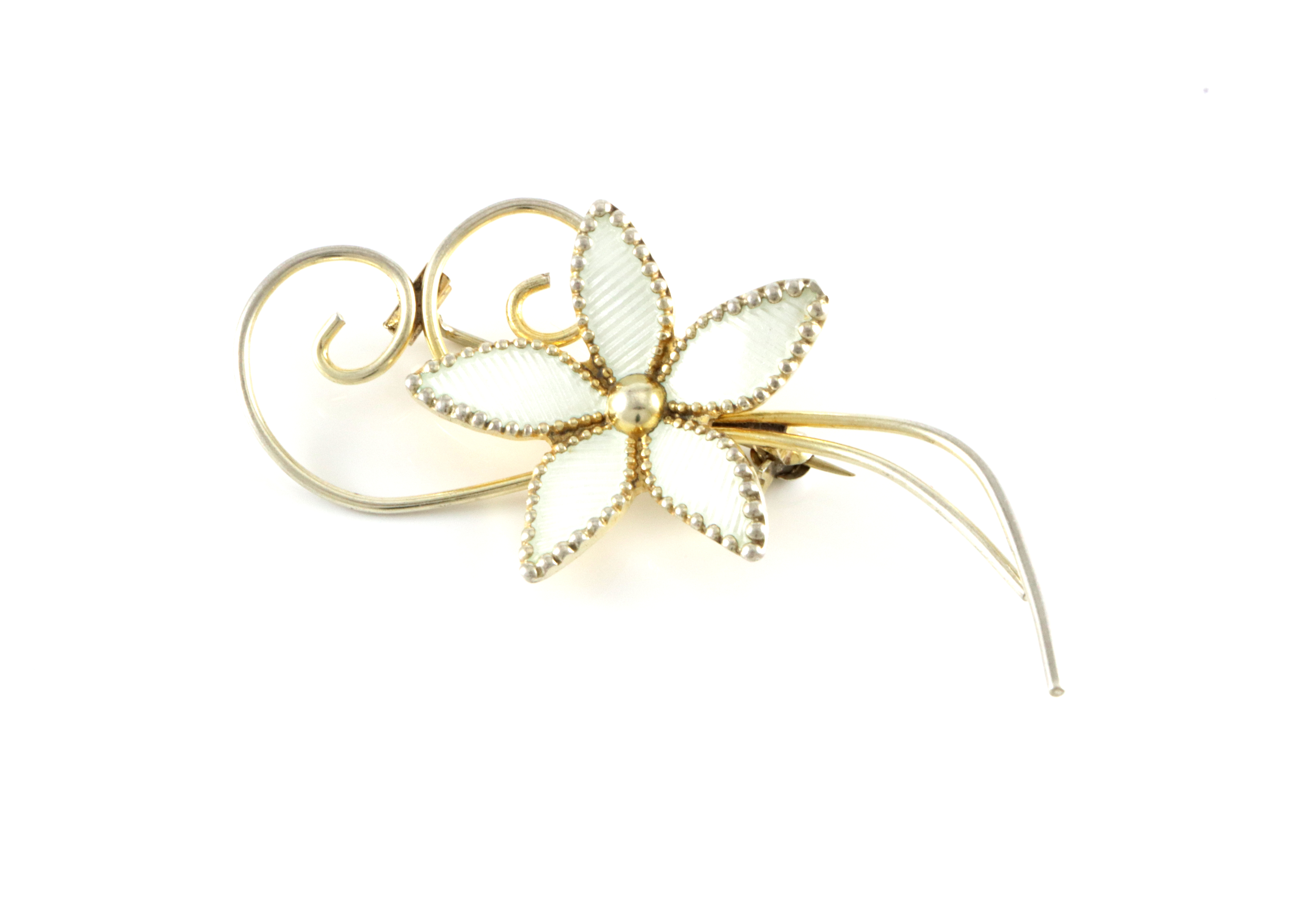 Emaljert brosje i sølv