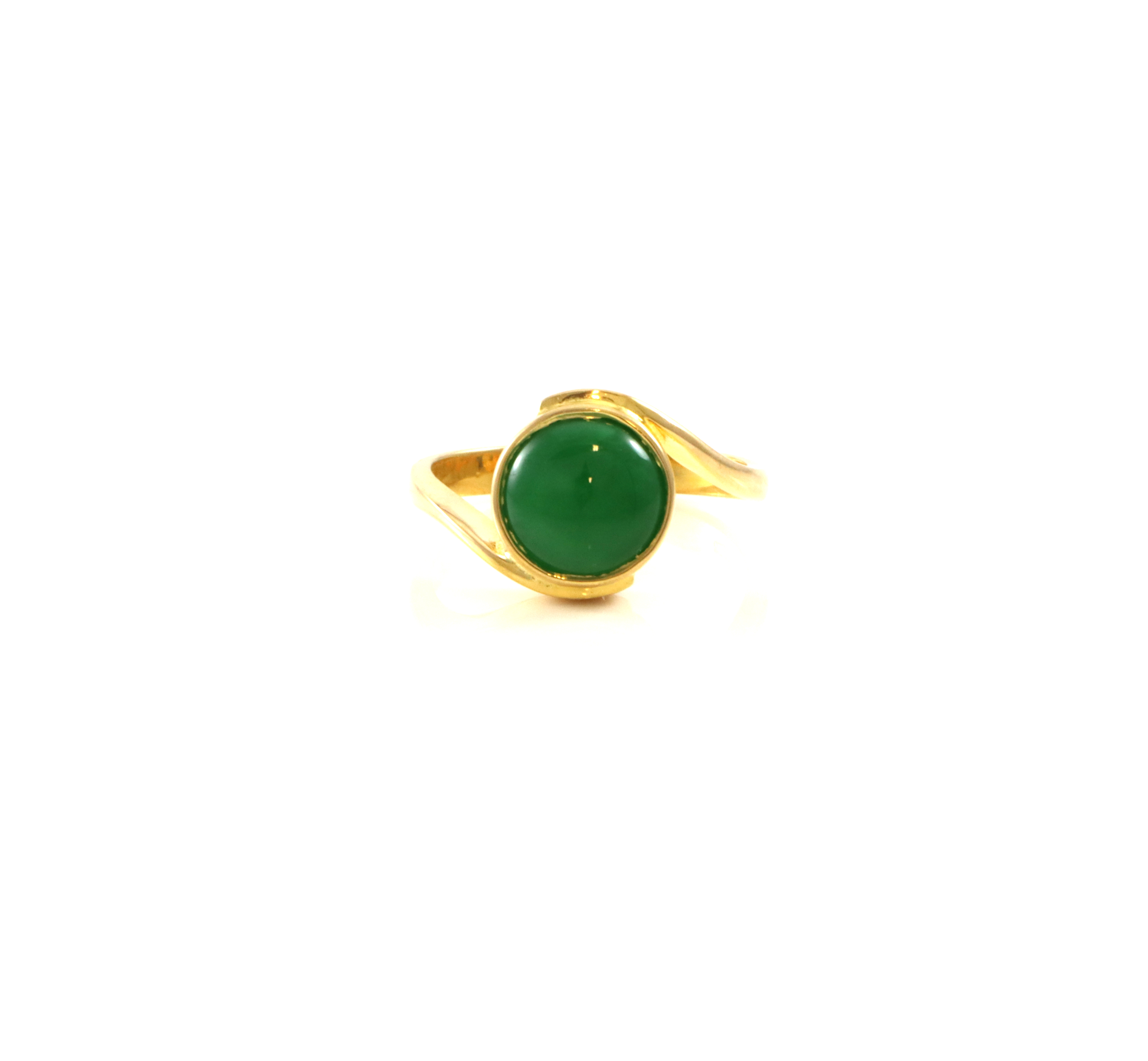 Ring med grønn stein, trolig krysopras